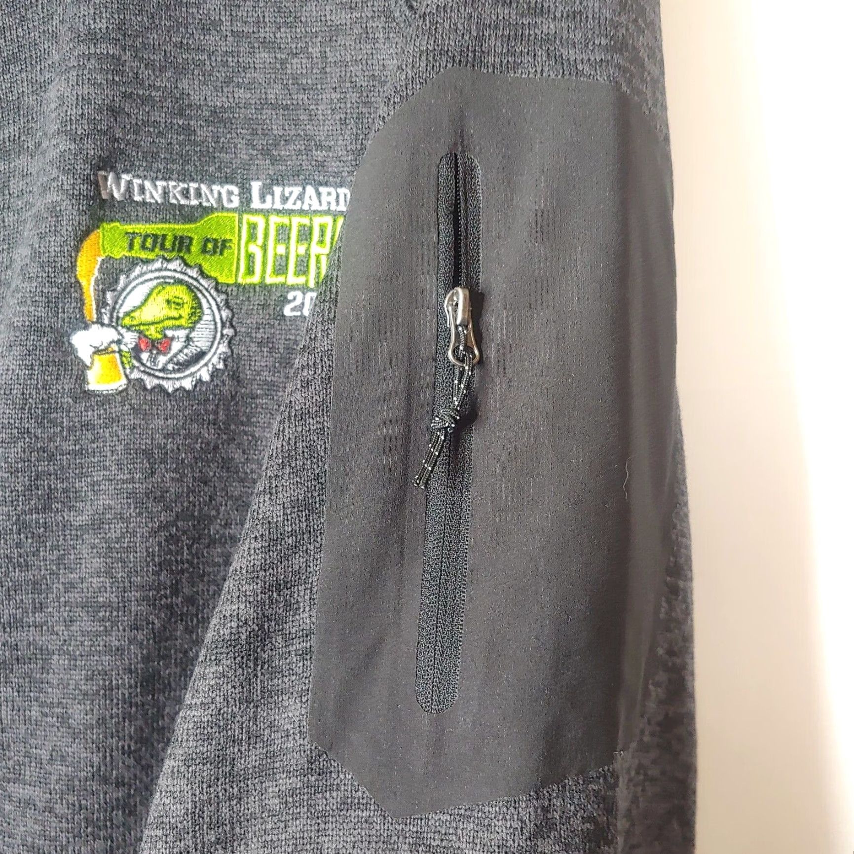 Vintage Winking Lizard Tour of Beers Jacket Men XL Knit Gray Fossa Zip Embroidered Logo 2019 Size US XL / EU 56 / 4 - 5 Thumbnail