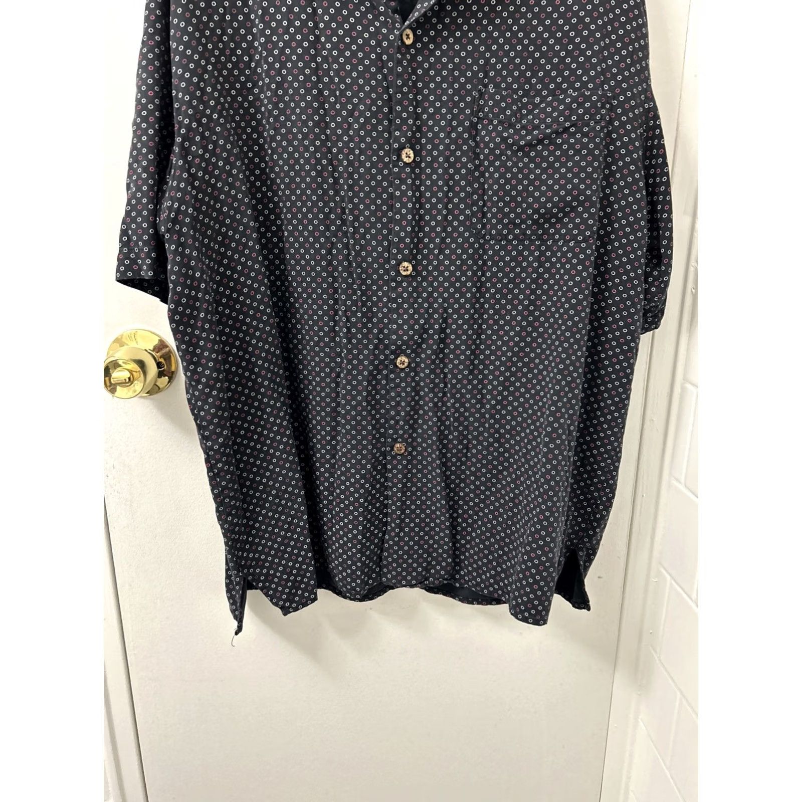Vintage VINTAGE Silk Circa 1969 Shirt Mens L Black Polka Dot 100% Silk Button Down S/S Size US L / EU 52-54 / 3 - 3 Thumbnail