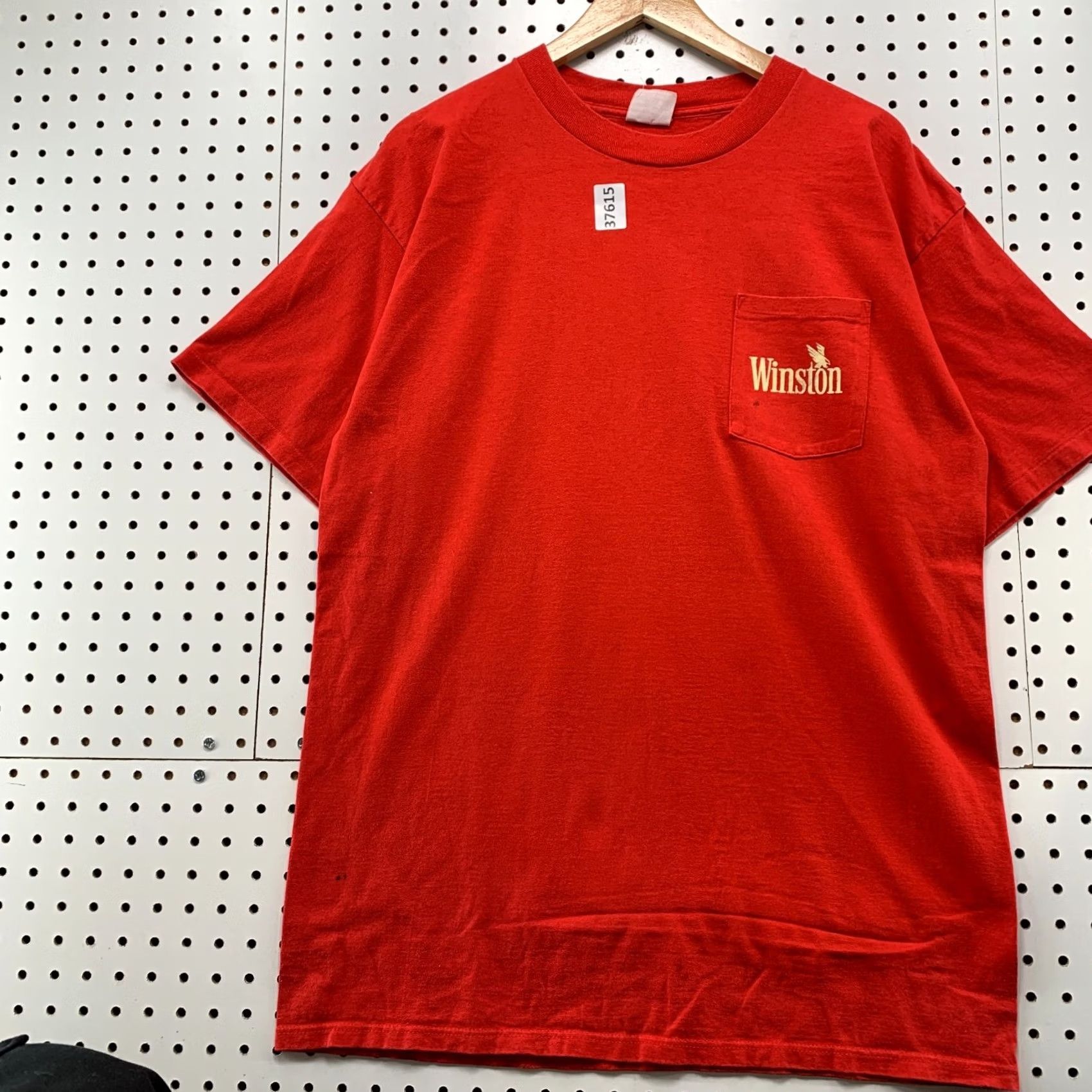 Vintage VINTAGE Winston Pocket Shirt Mens Large Red Eagle Single Stitch Cigg TEE Size US L / EU 52-54 / 3 - 4 Thumbnail