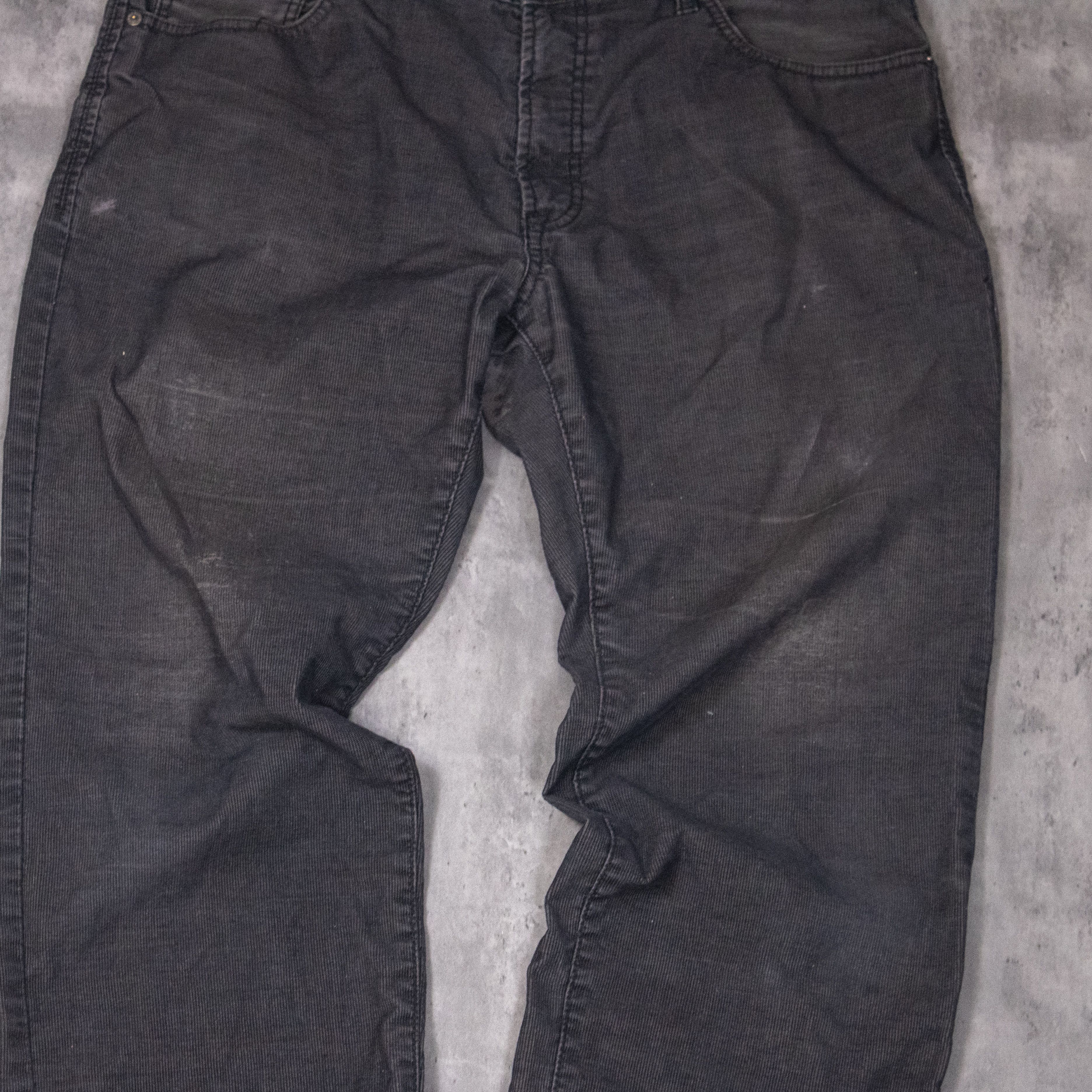 Calvin Klein × Vintage Y2K 2000's Calvin Kelin Relaxed Baggy Wide Corduroy Pant's Size US 37 - 8 Thumbnail