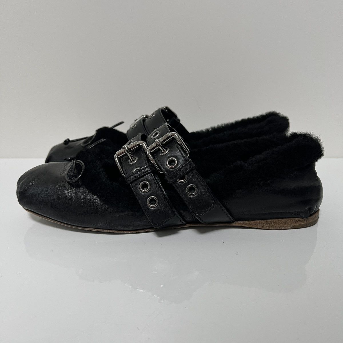 Miu Miu Miu Miu Nappa Leather Belted Fur Ballet Flats Size US 7.5 / IT 37.5 - 2 Thumbnail