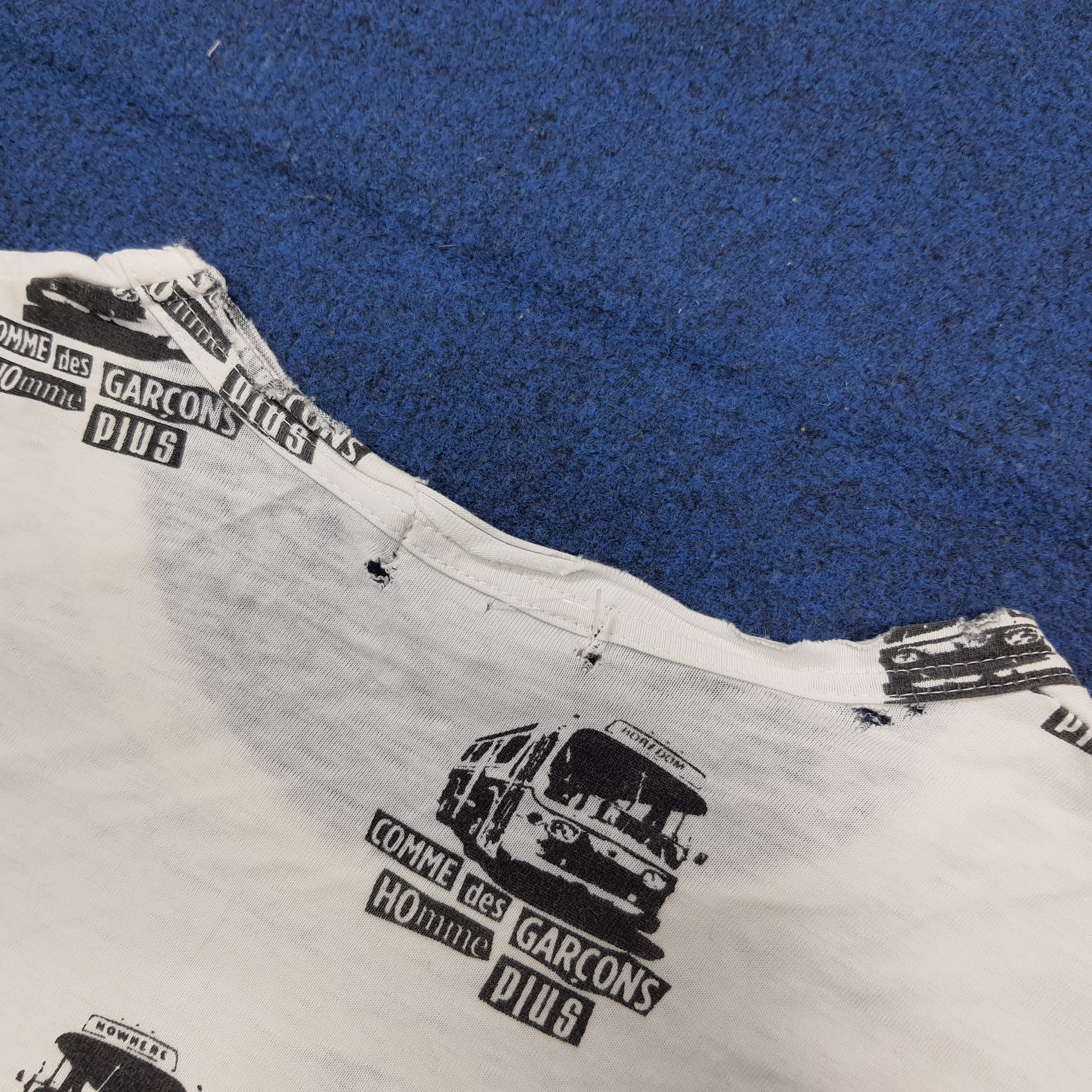 Comme des Garcons Homme Plus Rare Comme des Garcons All Over Bus Graphic Tee C294N48 Size US M / EU 48-50 / 2 - 9 Thumbnail