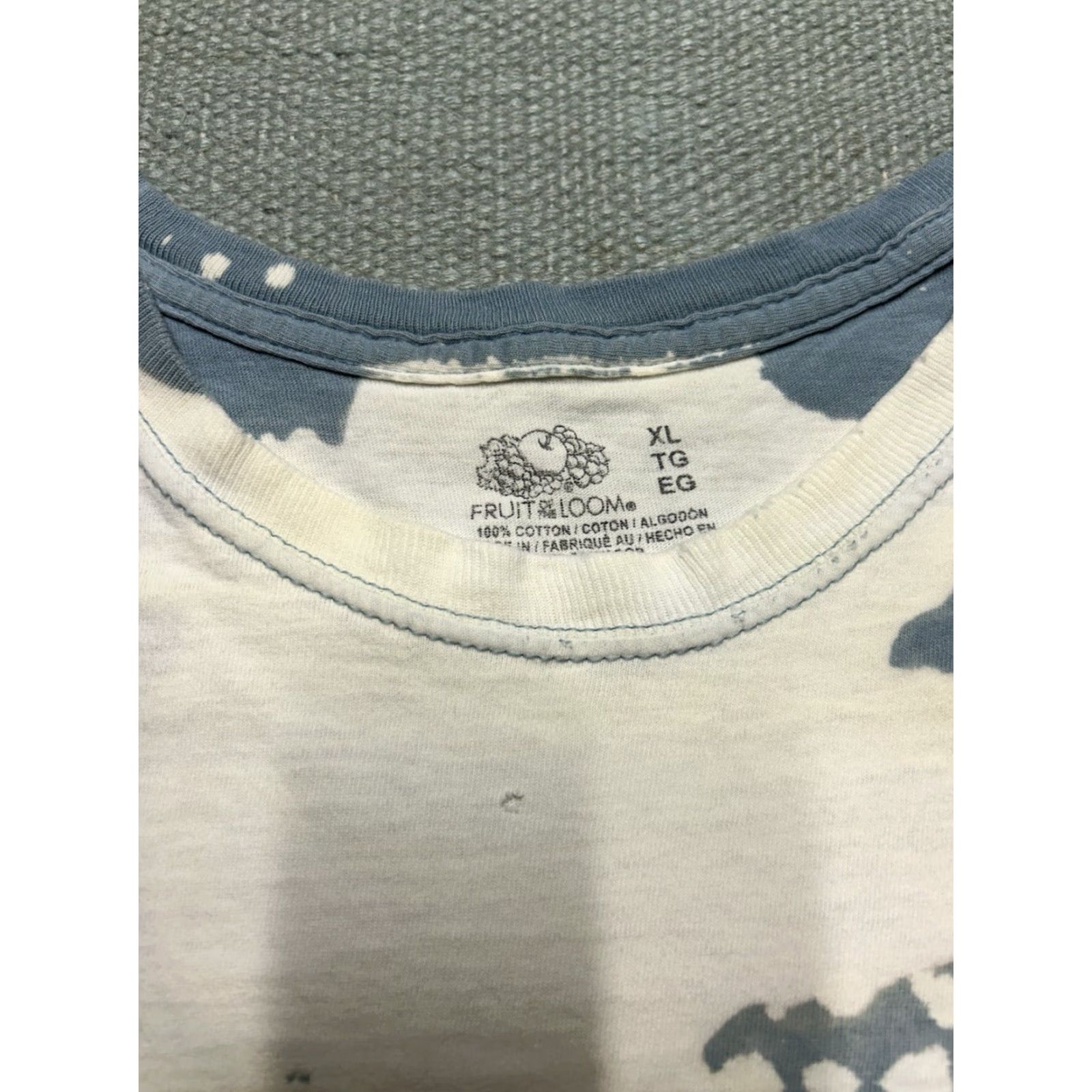 Fruit Of The Loom Fruit of the Loom Pocket T Shirt Bleach Tie Dye Distressed Cotton Soft XL Men Blues Pocket T Shirt Bleach Tie Dye Distressed Cotton Soft XL Men Blues Size US XL / EU 56 / 4 - 6 Thumbnail