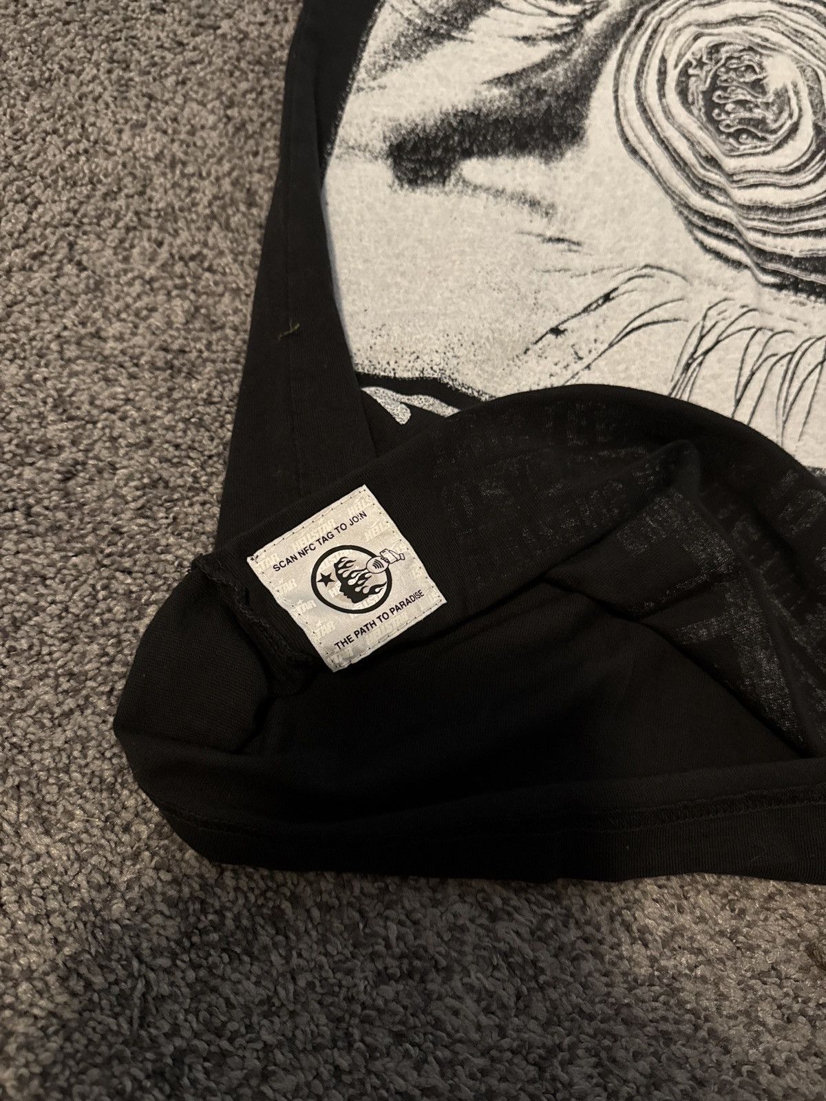 HELLSTAR 🔥BNWT Authentic Hellstar Brainwashed/Eyeball T size Medium🔥 Size US M / EU 48-50 / 2 - 3 Thumbnail