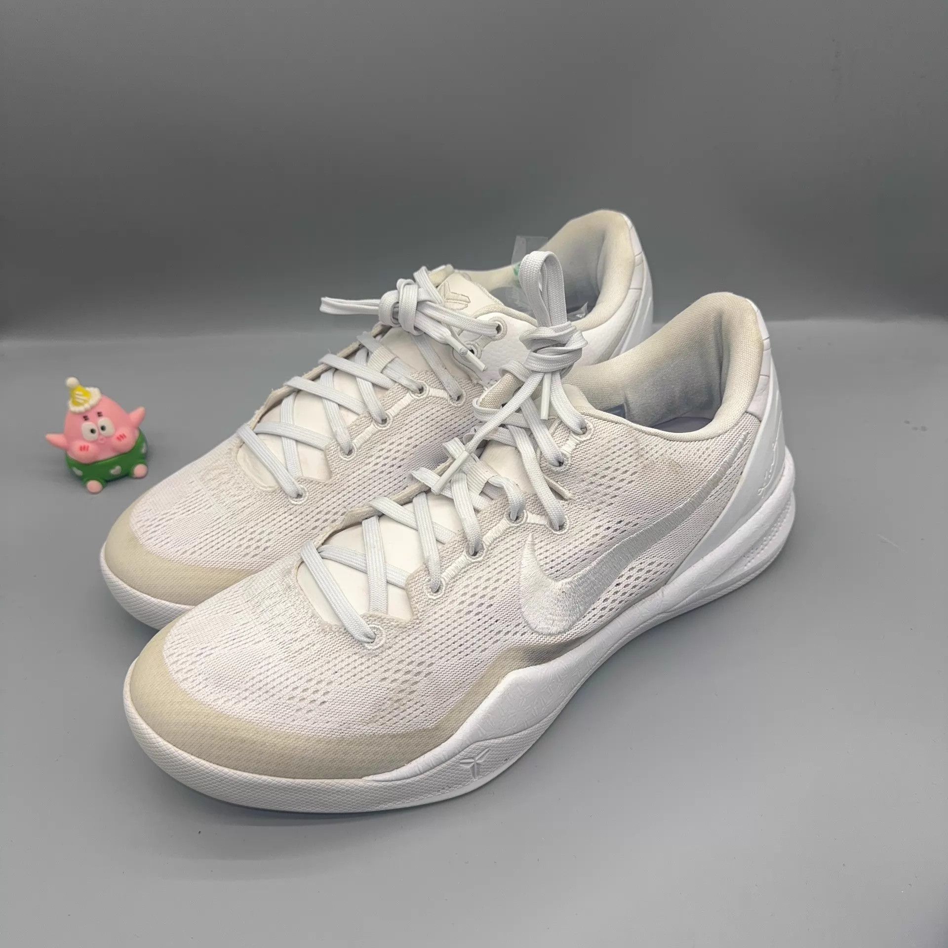 Nike Nike Kobe 8 White 44 Size US 11 / EU 44 - 1 Thumbnail
