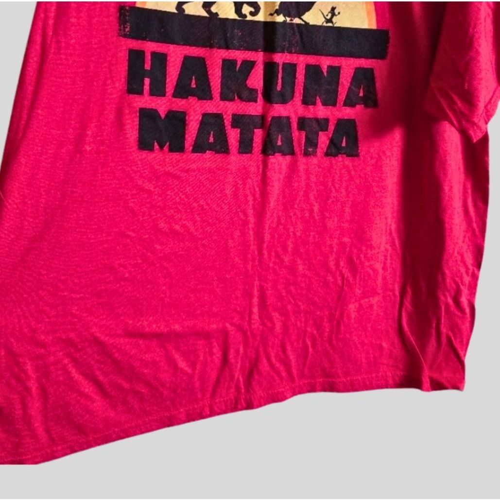 Disney Disney Lion King Hakuna Matata Red Graphic T-Shirt Women’s 2 Size XXL / US 16-18 / IT 52-54 - 8 Thumbnail