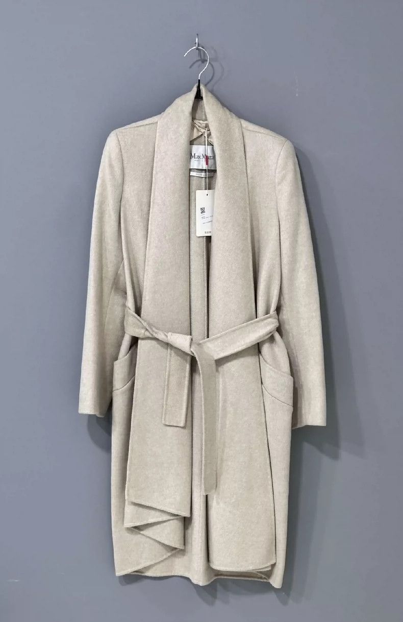 Max Mara Max Mara Wool coat Size L / US 10 / IT 46 - 1 Thumbnail