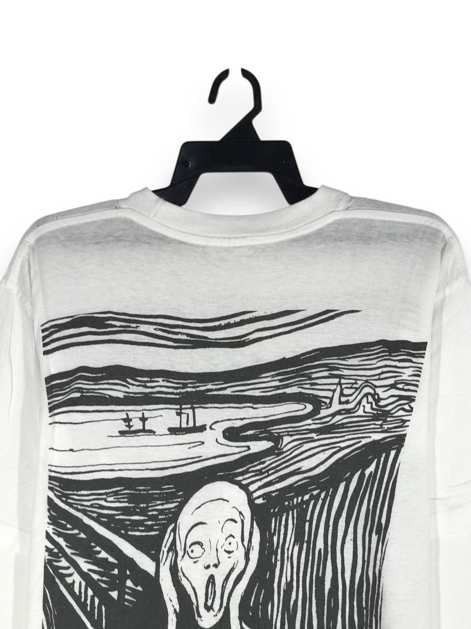 Vintage vintage the scream edvard munch Size US M / EU 48-50 / 2 - 7 Thumbnail
