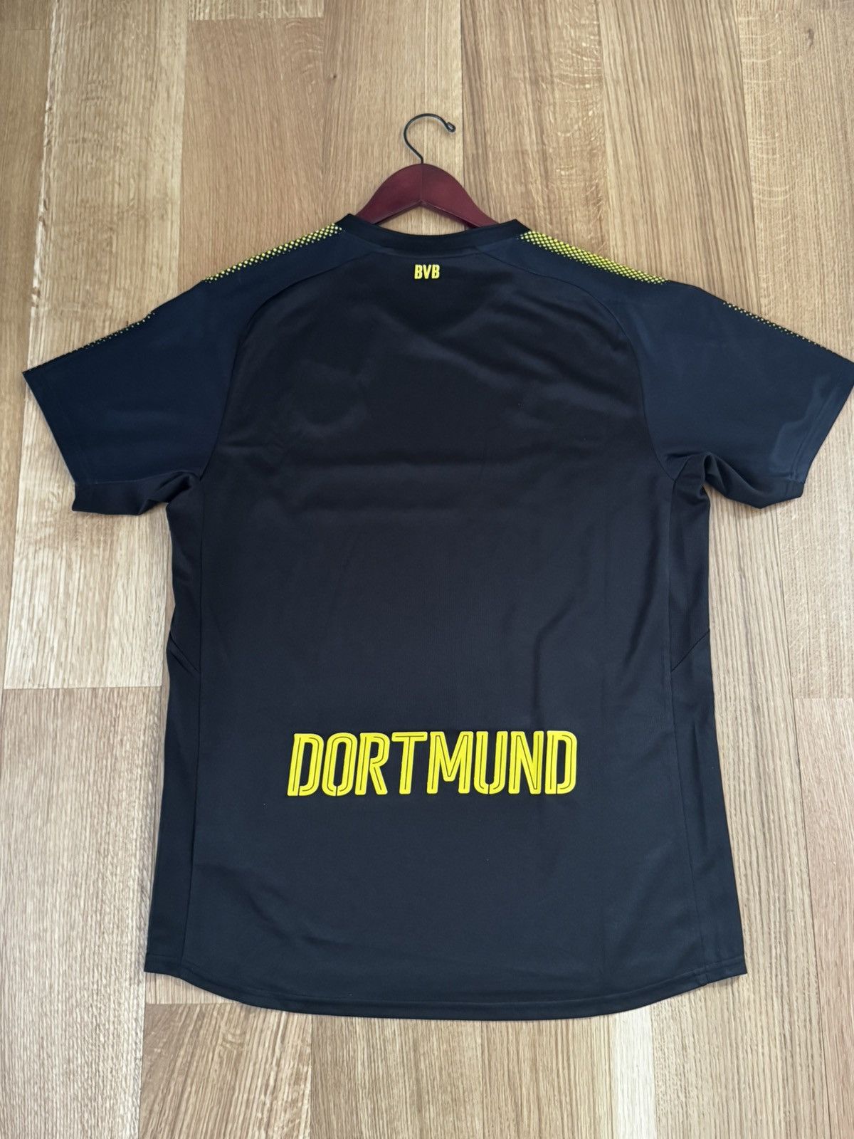 Puma Borussia Dortmund Away Kit 2017/2018 Size US L / EU 52-54 / 3 - 2 Thumbnail