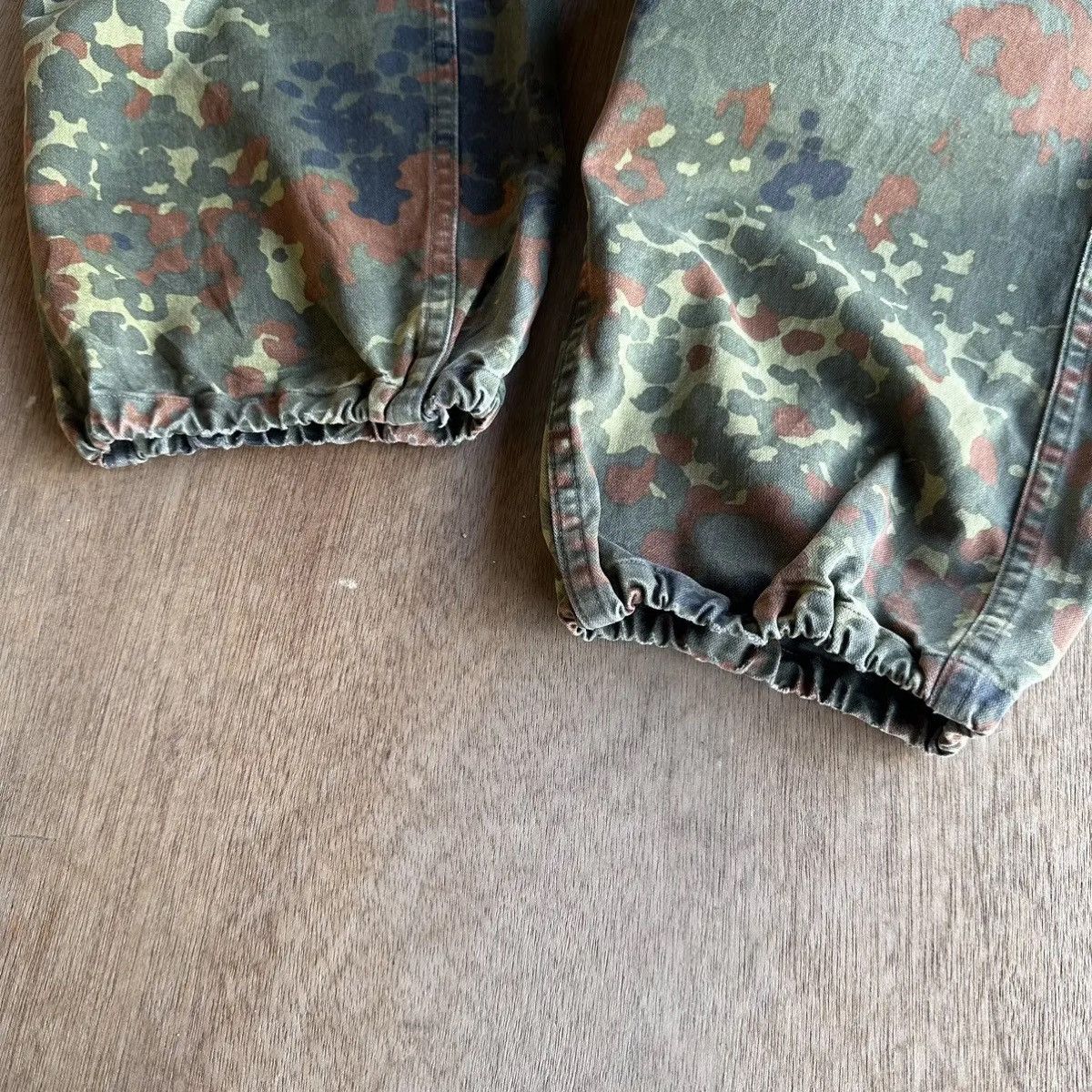GmbH 90’s Vintage H.WINNEN GMBH German Military Camo Ankle Pants Size US 29 - 15 Thumbnail