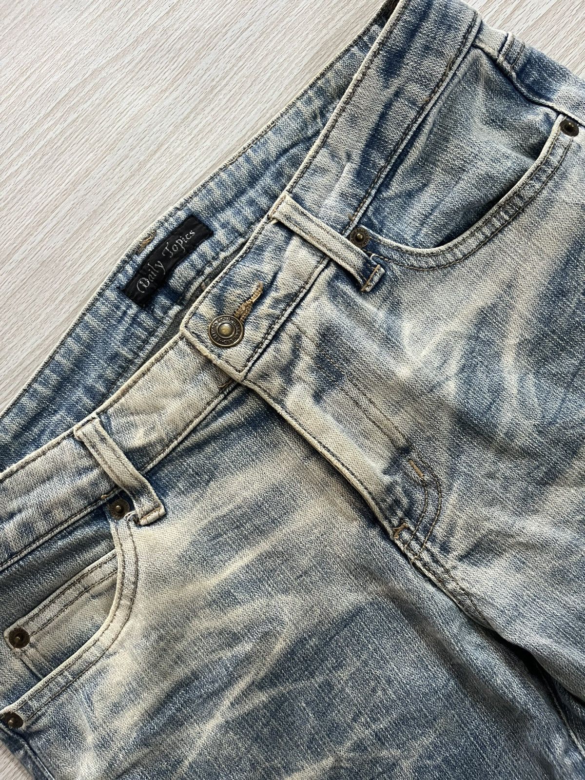 Tornado Mart 💥rare💥 daily topics clawmark washed flare denim jeans Size US 30 / EU 46 - 7 Thumbnail