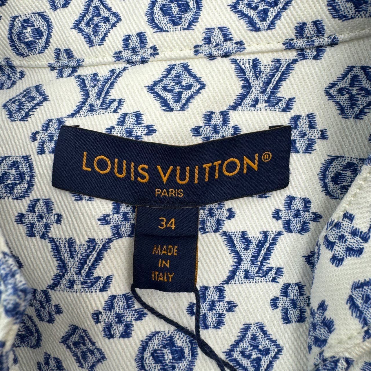 Louis Vuitton Louis Vuitton 24 New Blue Classic Logo Leather Pendant Jack Size US S / EU 44-46 / 1 - 5 Thumbnail