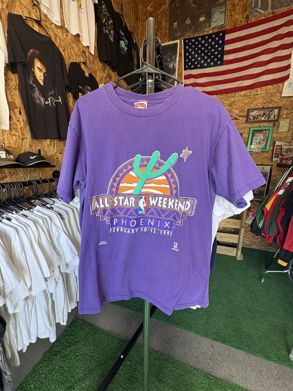 NBA 1995 NBA All star Weekend Nutmeg T-Shirt Size US L / EU 52-54 / 3 - 1 Thumbnail