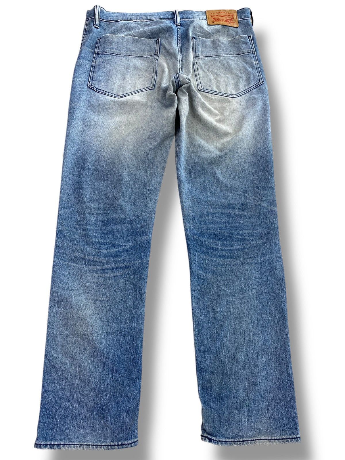 Levi's Levi’s Faded Blue Wash Style Ripped Jeans Size US 34 / EU 50 - 3 Thumbnail