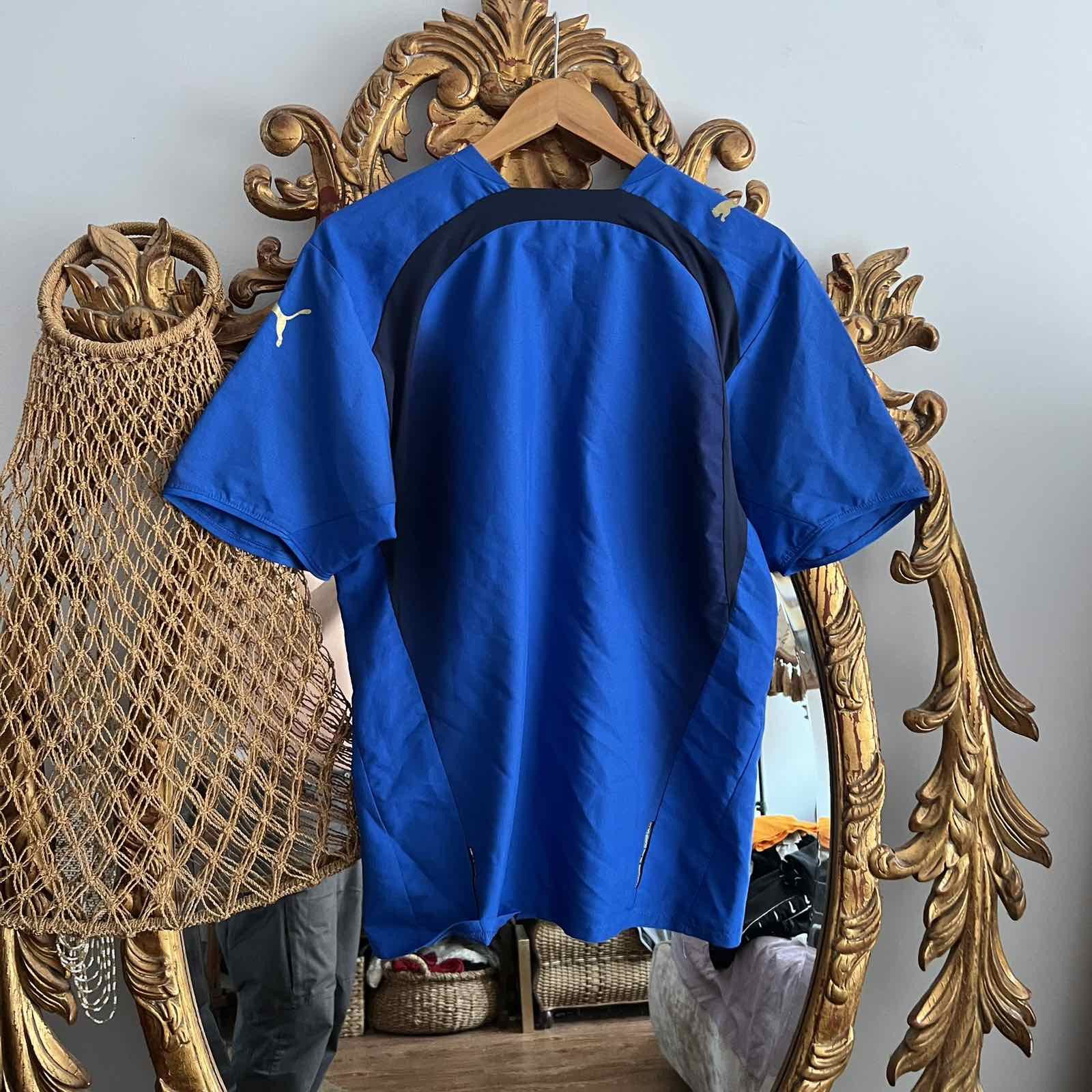 Puma × Vintage Vintage Puma Italy 2006 Soccer Jersey Sz M Size US M / EU 48-50 / 2 - 2 Thumbnail