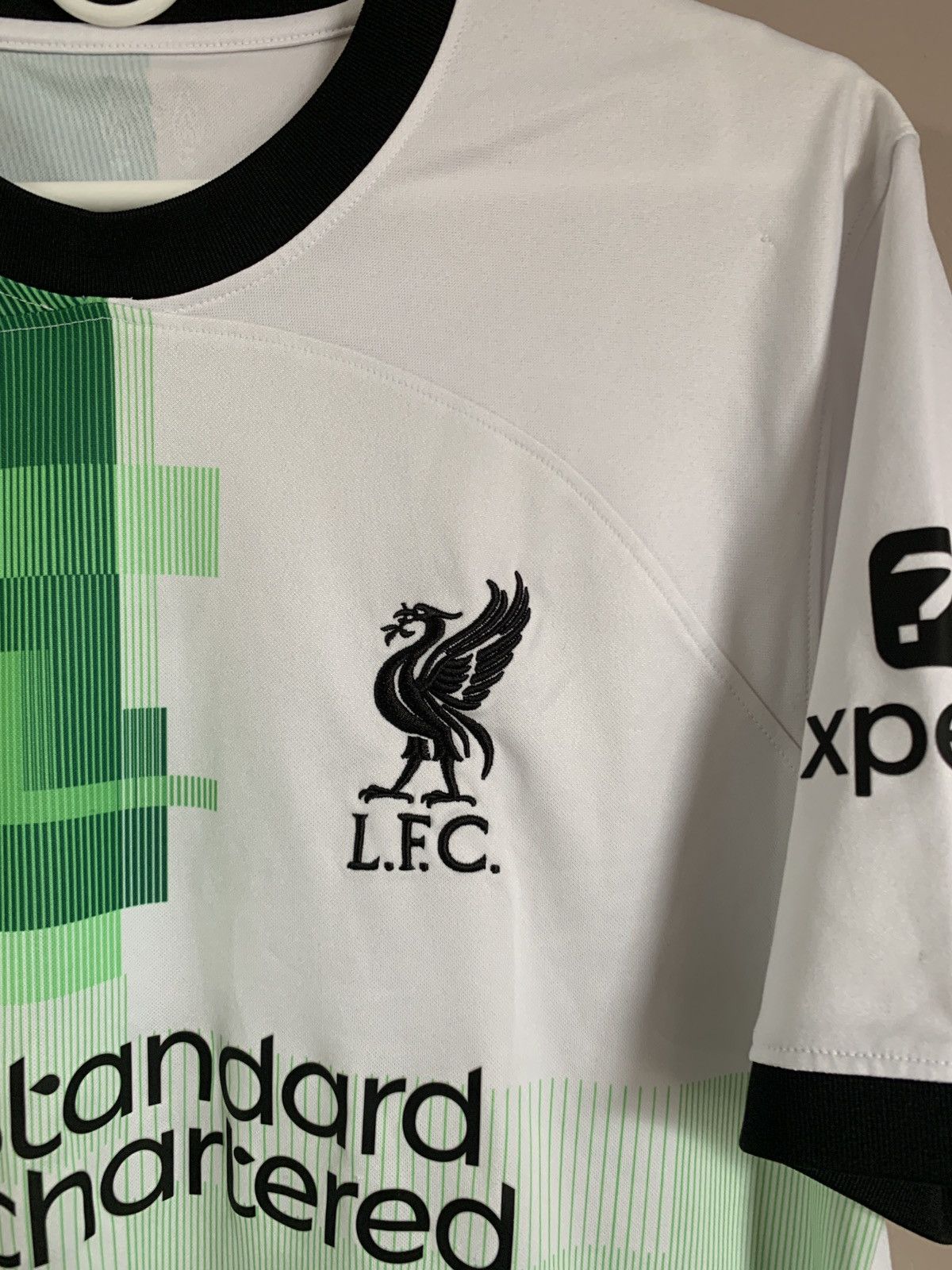 Nike Liverpool Away Football Shirt Nike Soccer Jersey Size M Size US M / EU 48-50 / 2 - 5 Thumbnail