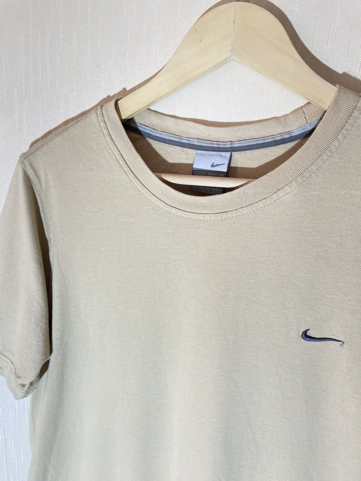 Nike × Vintage Nike vintage streetwear T shirt 90s Size US S / EU 44-46 / 1 - 3 Thumbnail