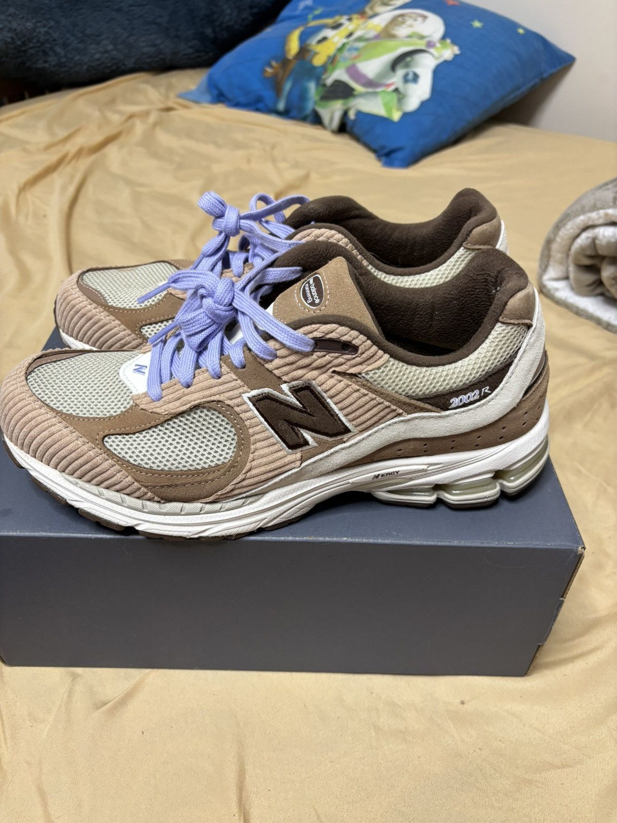 New Balance SSENSE NEW BALANCE 2002r Size US 11 / EU 44 - 4 Thumbnail