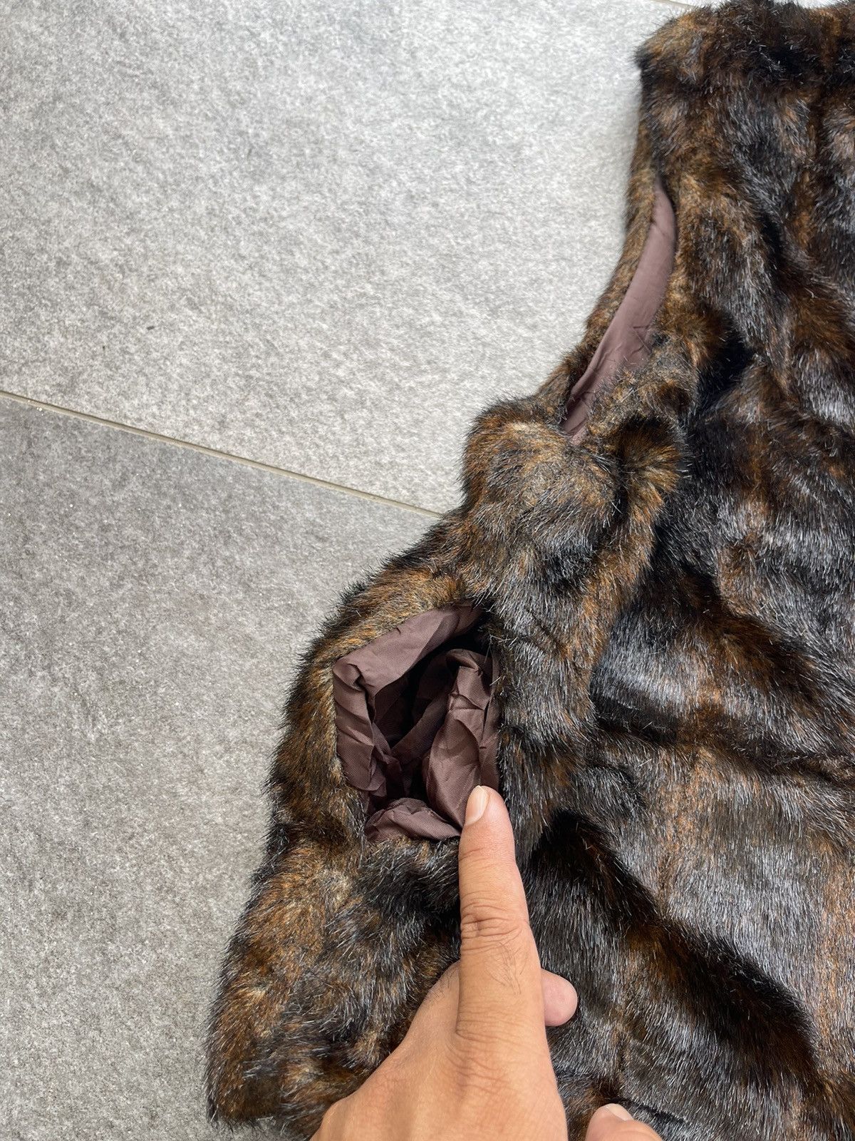 Japanese Brand × Vintage Vintage Atelier Faux Fur Vest Jacket Size L / US 10 / IT 46 - 6 Thumbnail
