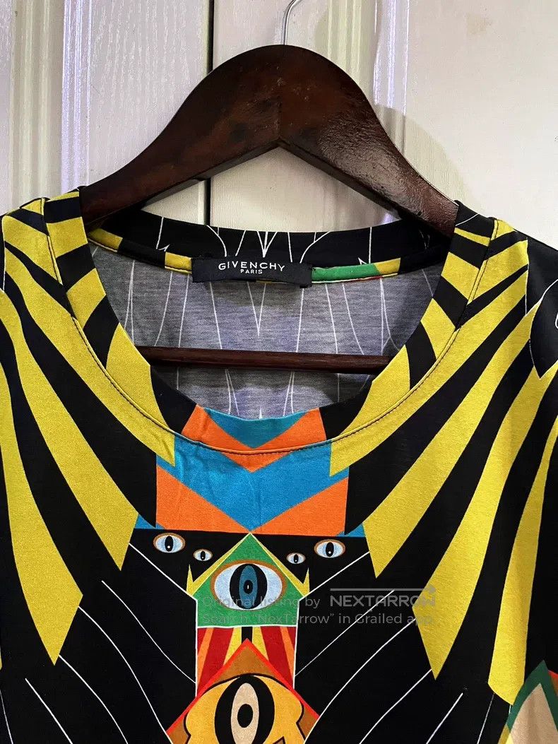 Givenchy Givenchy Classic Egyptian Pattern Short Sleeve T-Shirt Size US XL / EU 56 / 4 - 3 Thumbnail