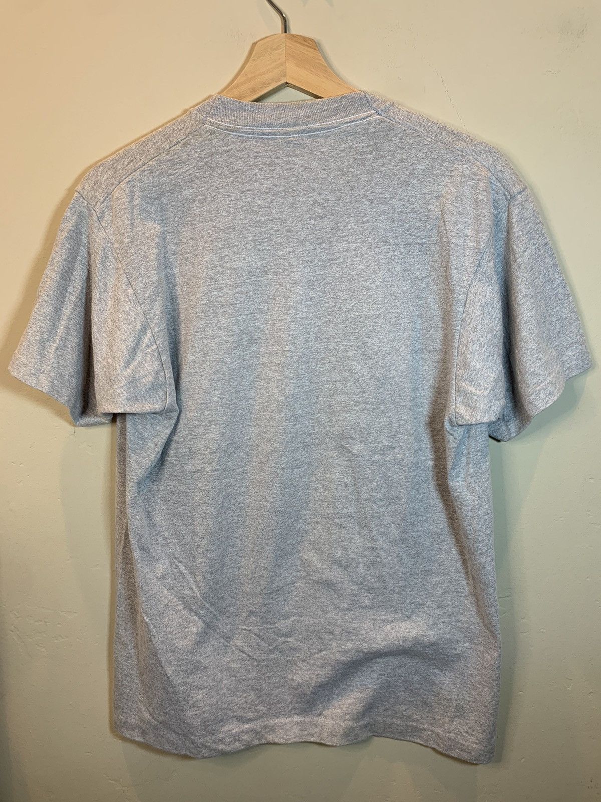 *RARE* Vintage 1980’s Wile E Coyote Assault Rifle Ak47 Shirt