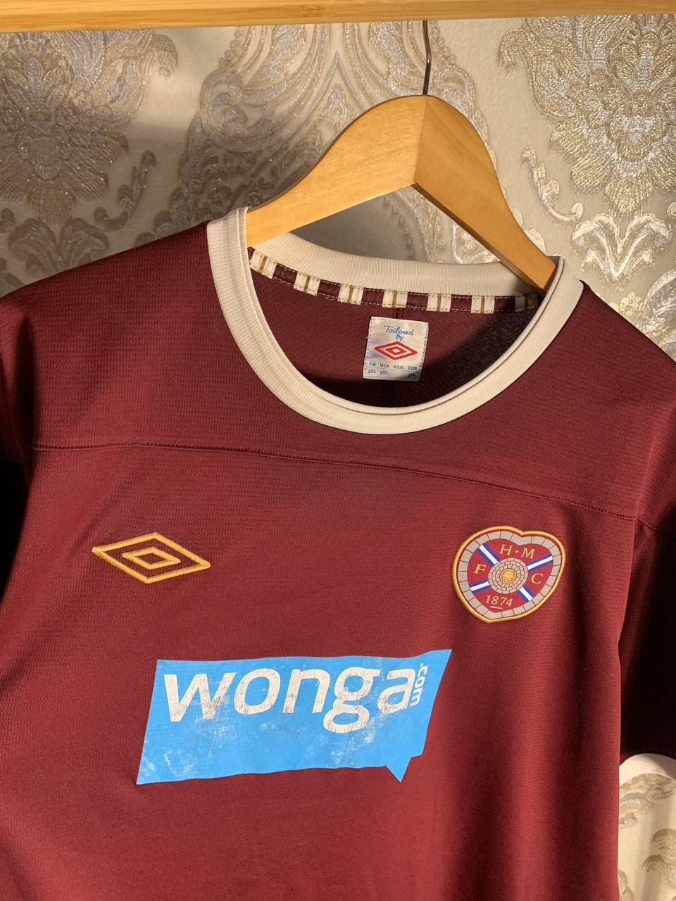 Umbro VERY RARE UMBRO HEARTS OF MIDLOTHIAN ENGLAND SOCCER JERSEY Size US XXL / EU 58 / 5 - 3 Thumbnail
