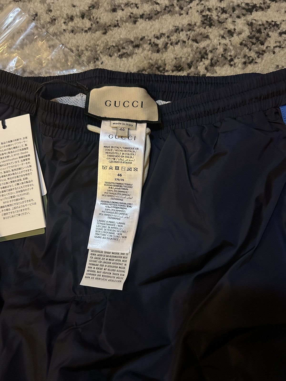 Gucci Gucci Nylon Swim Shorts with Logo Stripe Size US 32 / EU 48 - 4 Thumbnail
