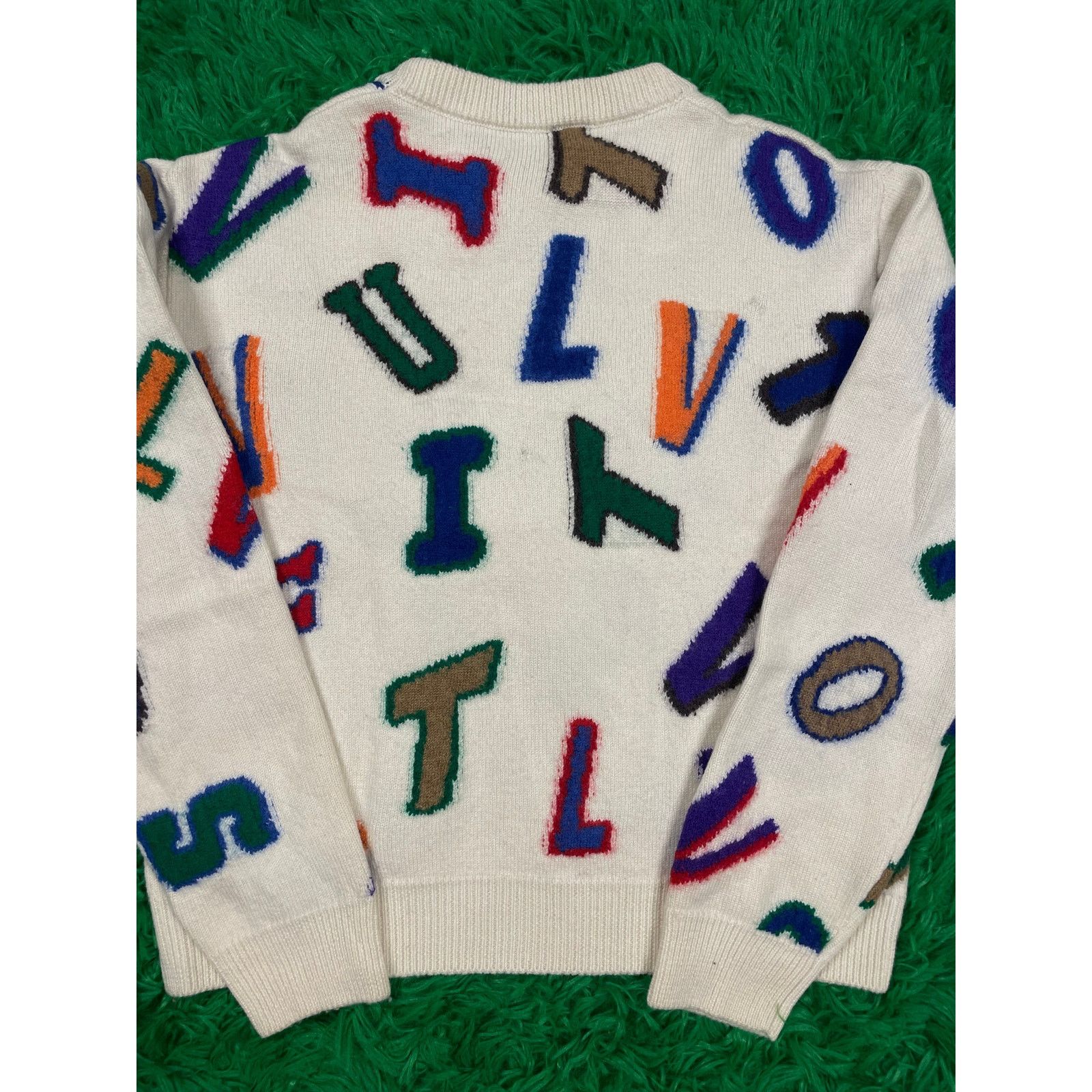 Louis Vuitton Louis Vuitton Crewneck NBA Cashmere Small (Fits XS) Used Size US S / EU 44-46 / 1 - 8 Thumbnail