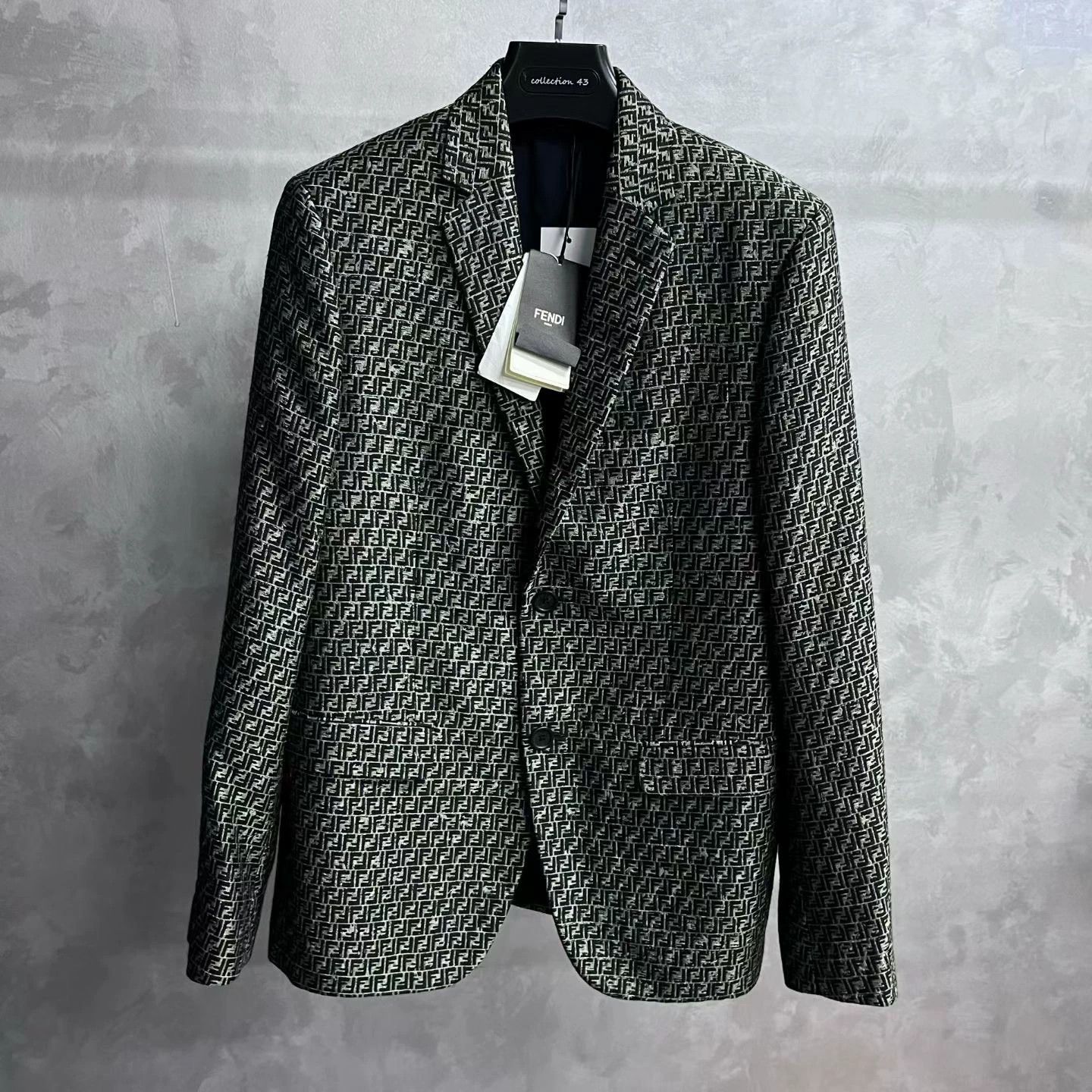 Fendi fendi gray floral long-sleeve blazer jacket Size US M / EU 48-50 / 2 - 1 Thumbnail