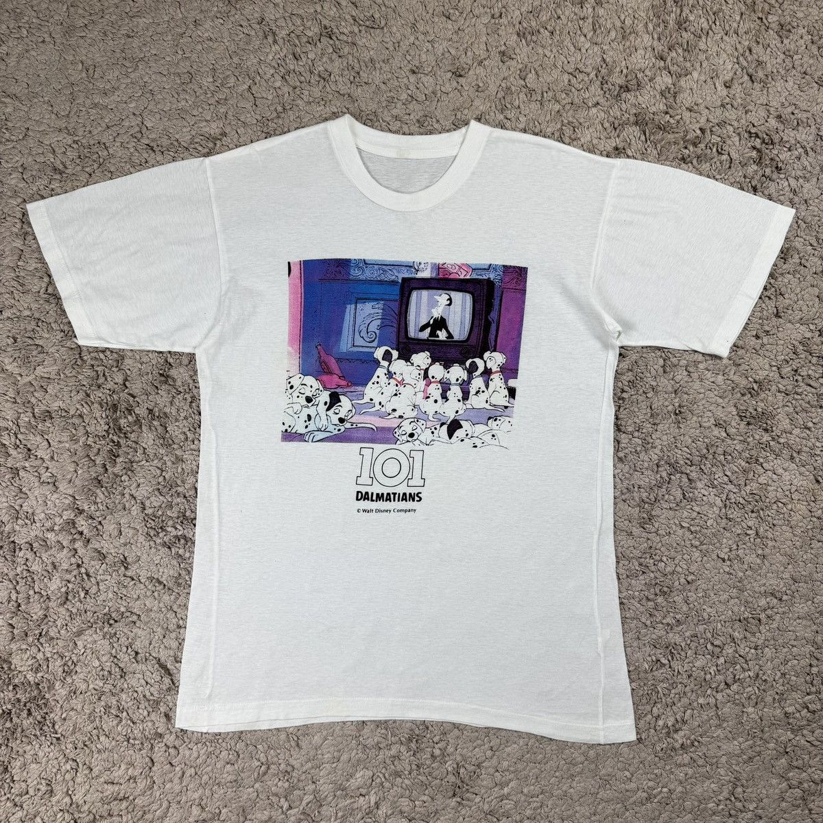 Disney Vintage Walt Disney Company 101 Dalmatians Graphic T-shirt Size US L / EU 52-54 / 3 - 1 Thumbnail