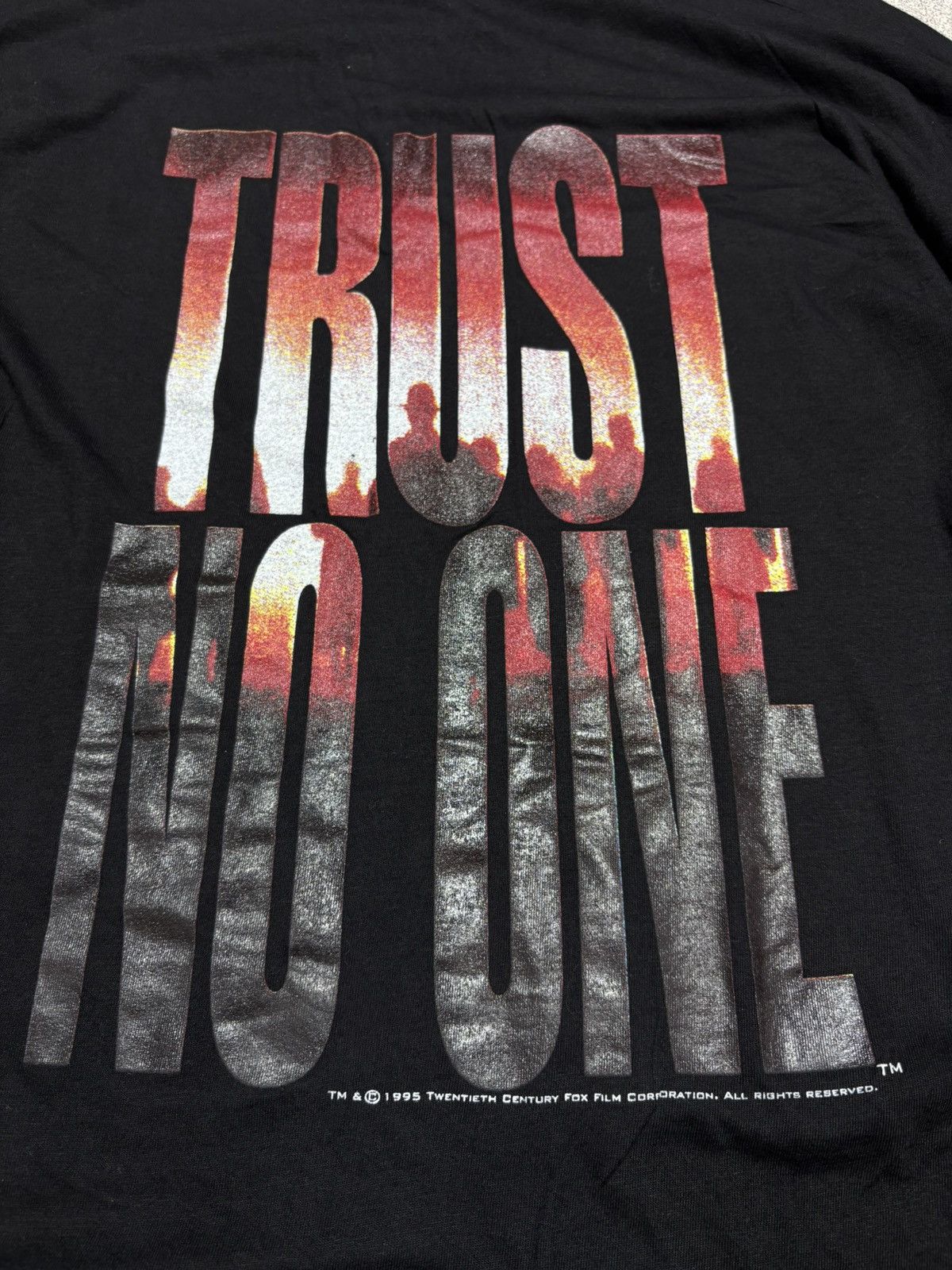 Vintage Vintage 1995 The X Files Trust No One Movie Promo Graphic Size US XL / EU 56 / 4 - 3 Thumbnail