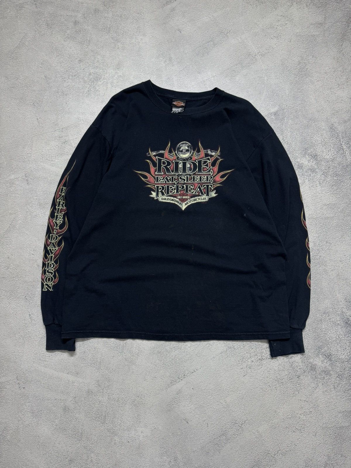 Harley Davidson Vintage FIre 🔥Ride Motorcycle Harley Davidson Long-Sleeve Size US XL / EU 56 / 4 - 2 Thumbnail