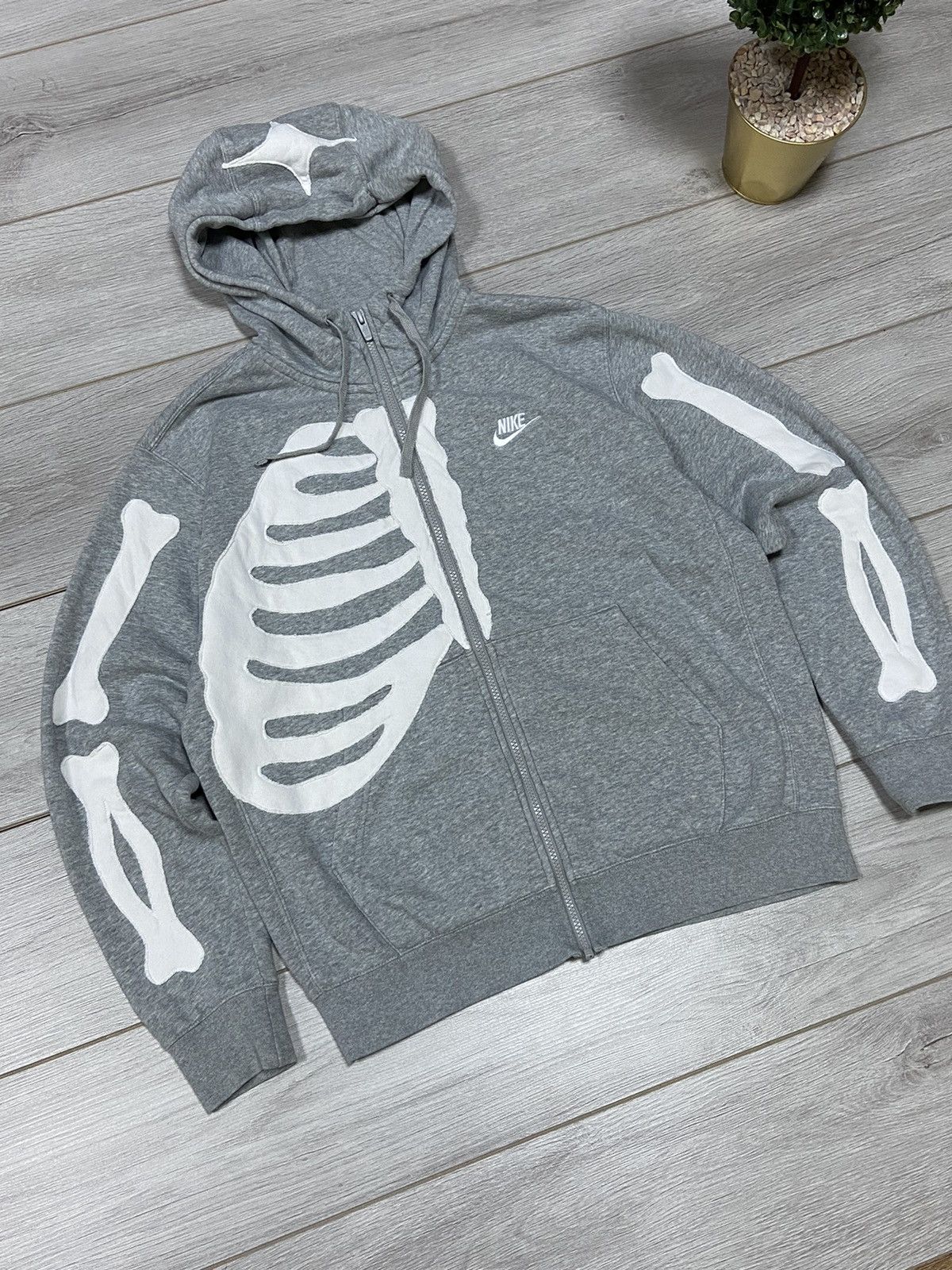 Nike Nike vintage skeleton 1:1 vintage bones hoodie Size US M / EU 48-50 / 2 - 4 Thumbnail