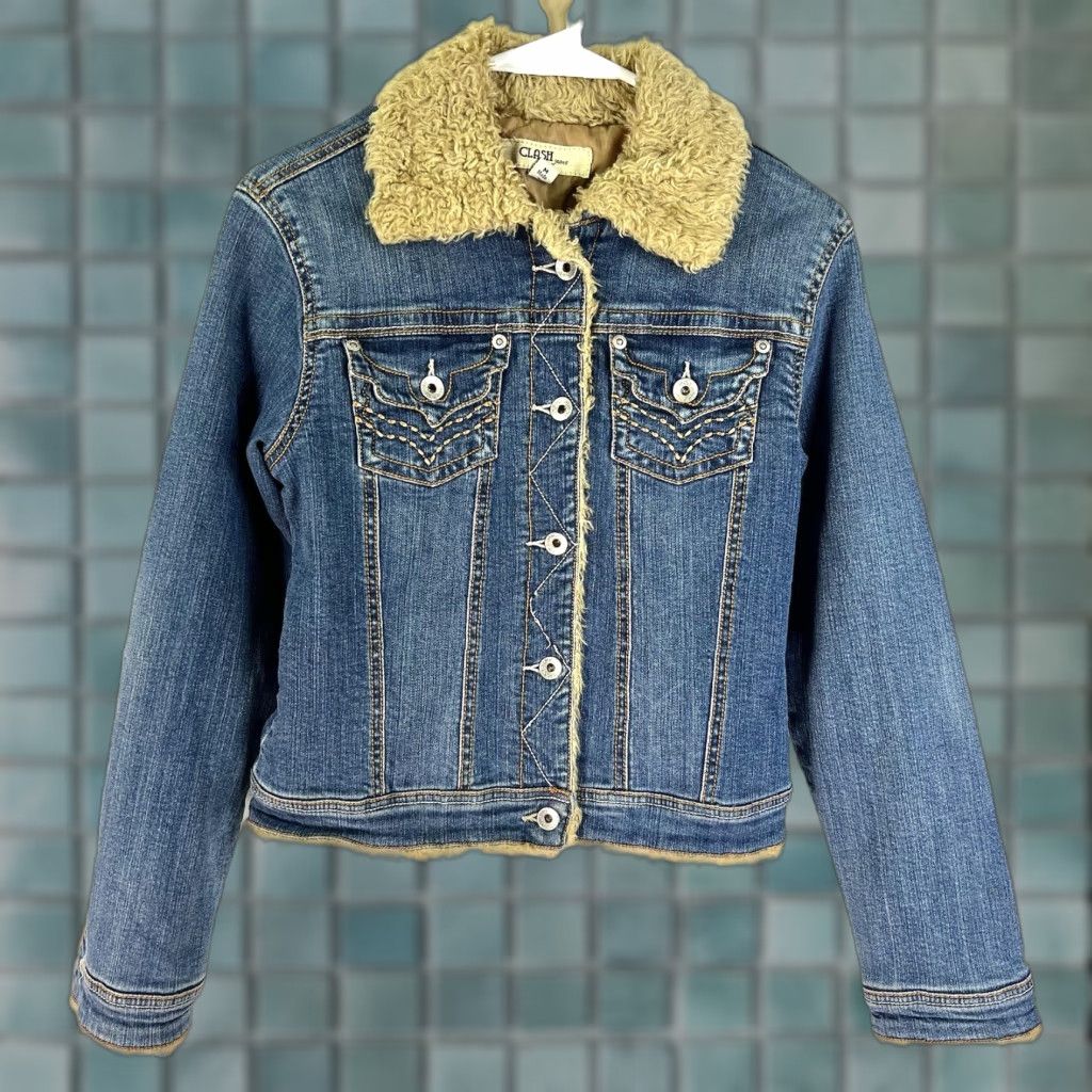 Denime Clash Faux Fur Lined Denim Jean Jacket Women Size Small Blue Embellished Classic City Biker Size 28" / US 6 / IT 42 - 1 Thumbnail