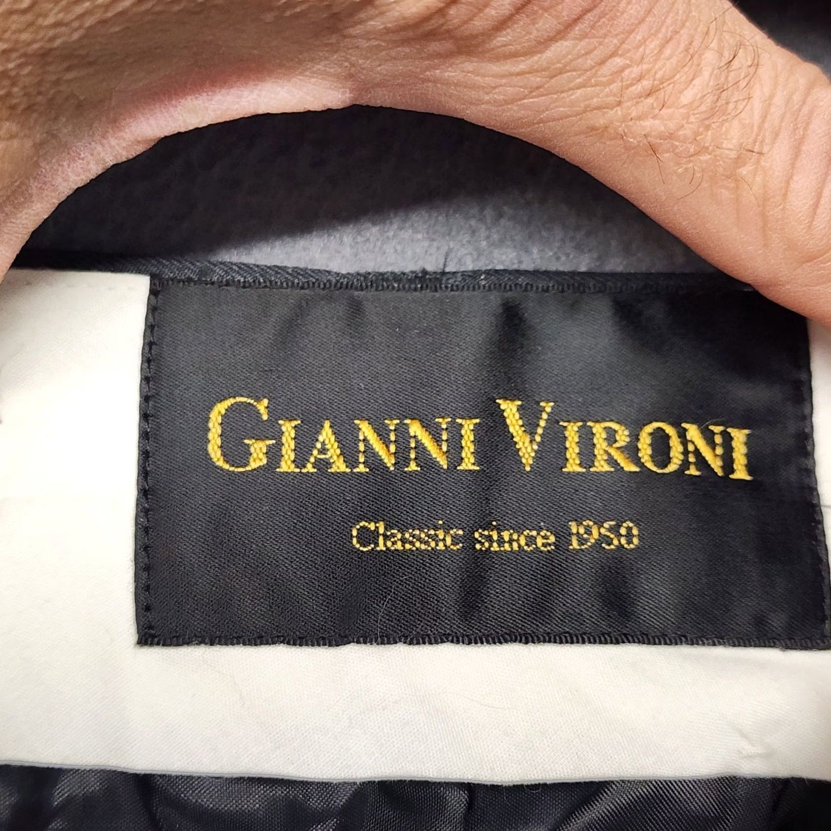 Vintage VINTAGE? Gianni Vironi Mens Gray Suit 42L 33W Windowpane Plaid Jacket Pants Pleated Cuff 2 Piece Suit Mens Size 42R - 5 Thumbnail