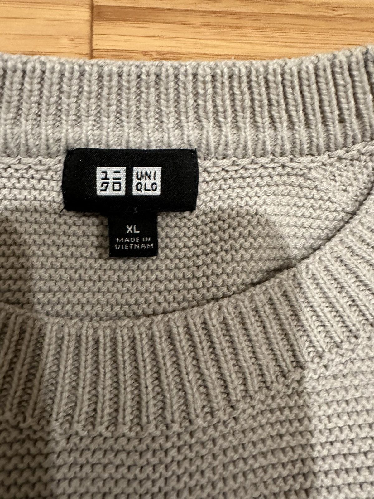 Uniqlo Uniqlo Men's 3D Knit Seamless Crew Neck Jumper Size XI Size US M / EU 48-50 / 2 - 2 Thumbnail