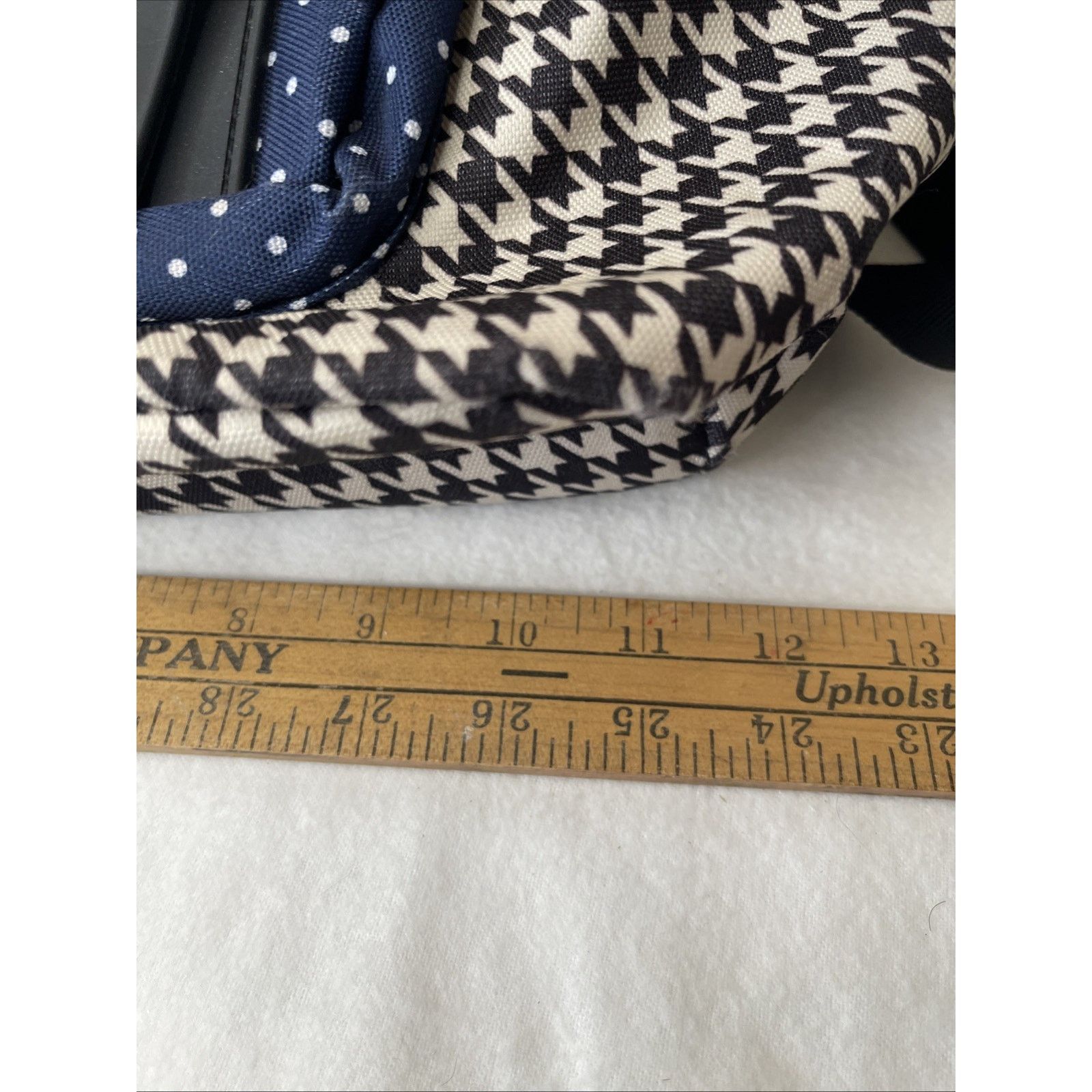 Herschel Supply Co. Herschel Backpack - Laptop Case- Black/ White Exterior-EUC Size ONE SIZE - 14 Thumbnail