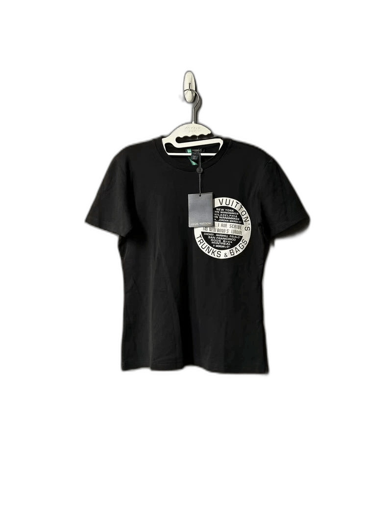 Louis Vuitton Louis Vuitton Logo Short Sleeve T-Shirt Size US S / EU 44-46 / 1 - 1 Thumbnail