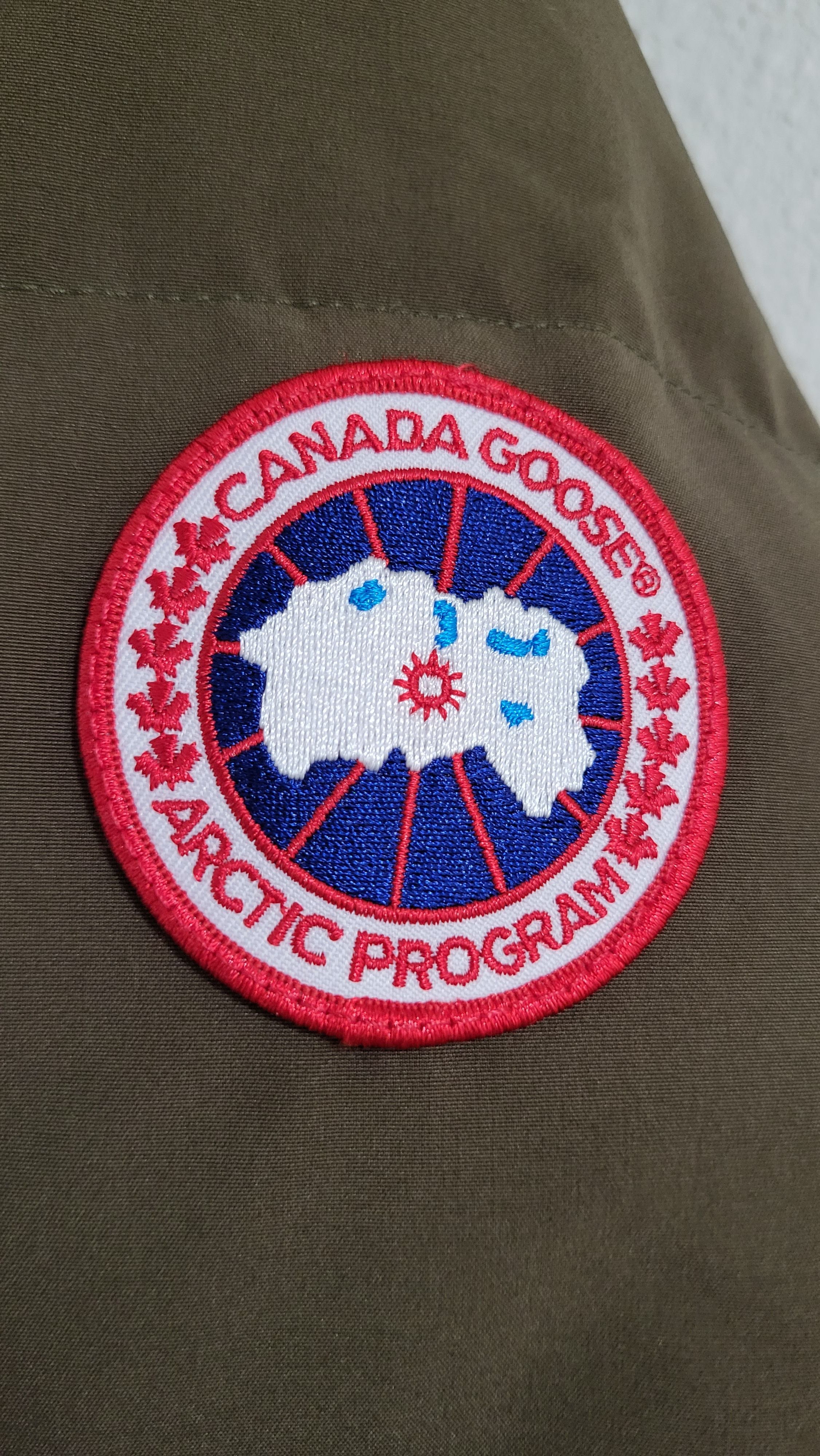 Canada Goose Emory Slim Genuine Coyote Fur Trim Down Parka Size US S / EU 44-46 / 1 - 4 Thumbnail
