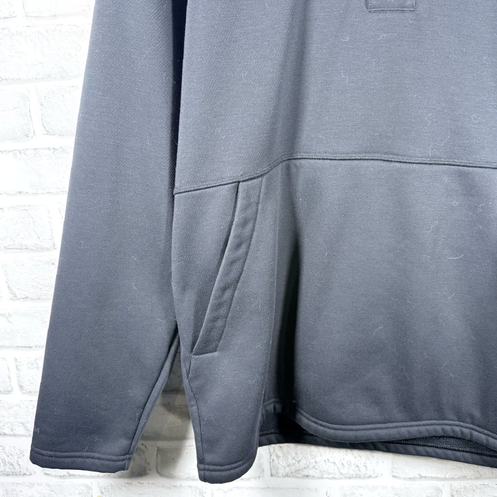 Under Armour Under Armour Black Half Button Down Pullover Hoodie Coldgear Loose Mens Size M Size US M / EU 48-50 / 2 - 3 Thumbnail