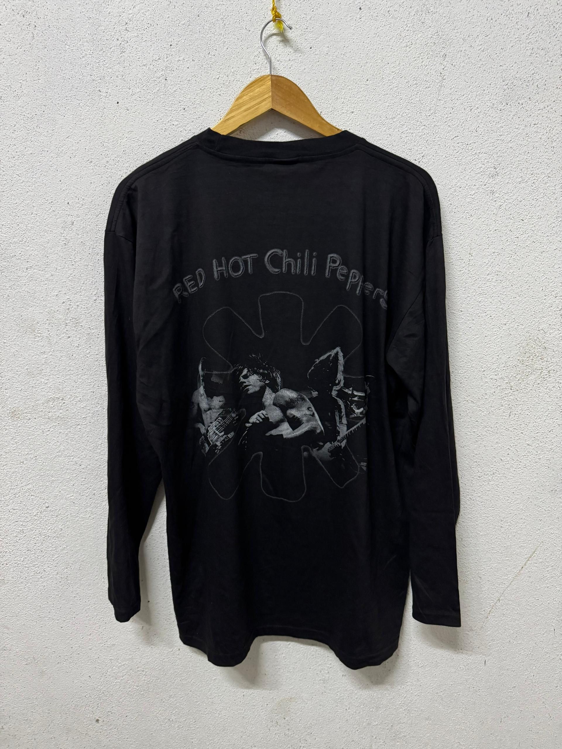 Band Tees Vintage bootleg red hot chili pepper rare find Size US XL / EU 56 / 4 - 4 Thumbnail