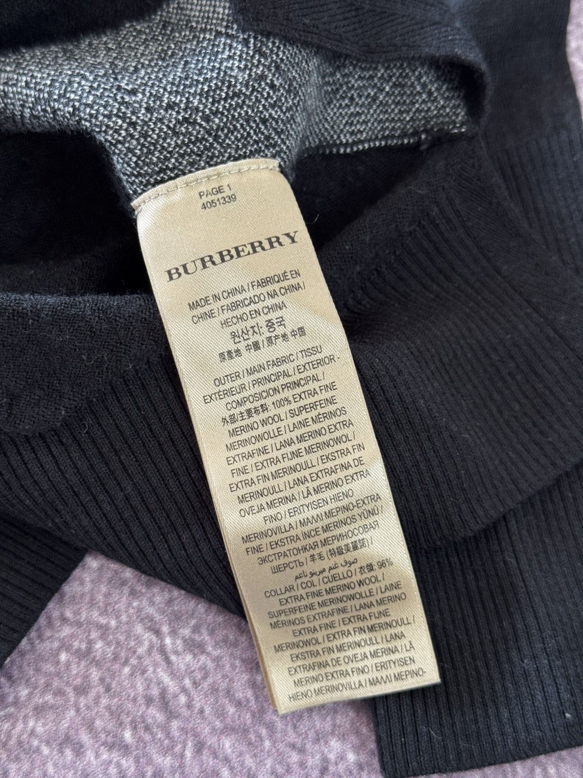 Burberry 00s Burberry Nova Check Luxury Knit Sweater Size S / US 4 / IT 40 - 9 Thumbnail