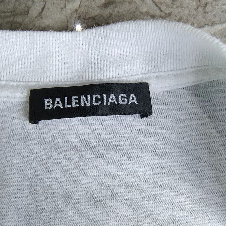 Balenciaga Balenciaga White Short Sleeve T-Shirt with Red Cursive Log Size US M / EU 48-50 / 2 - 4 Thumbnail