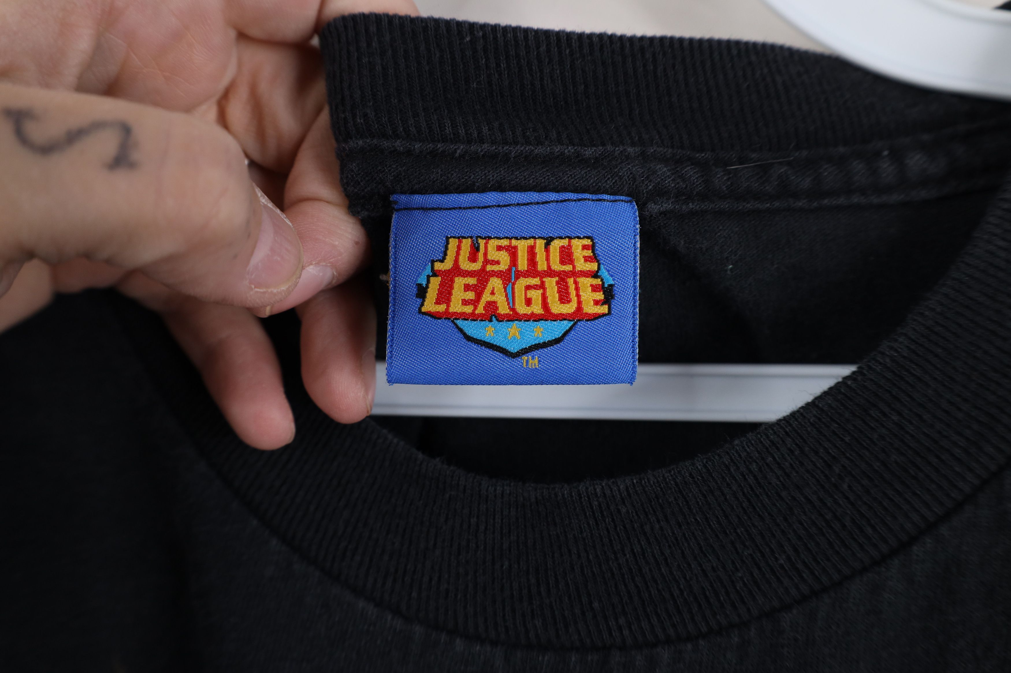 Vintage Vintage Y2K DC Comics Justice League Superhero T-Shirt Black Size US L / EU 52-54 / 3 - 9 Thumbnail