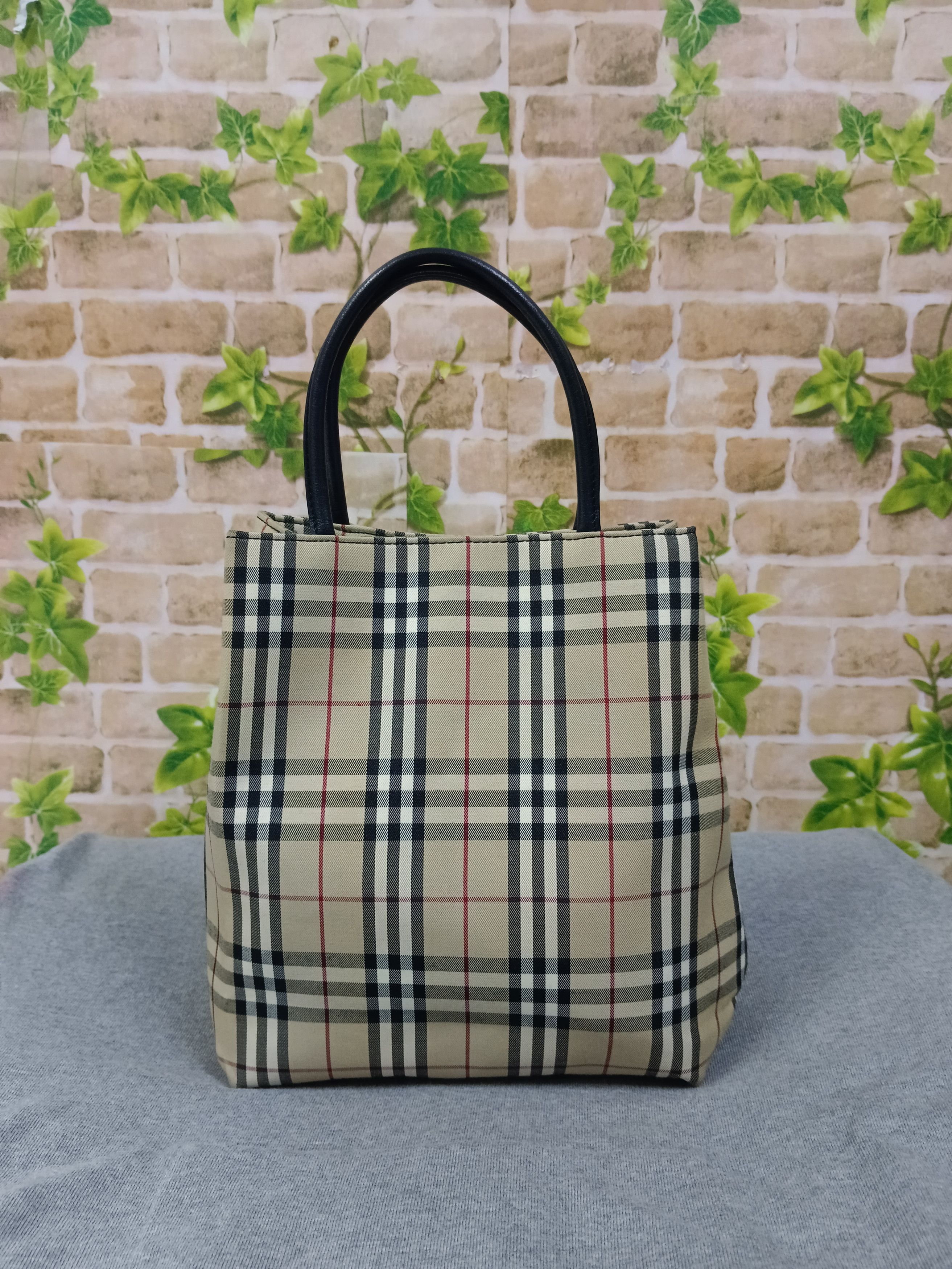 Burberry BURBERRY LONDON NOVA CHECK HANDLE BAG Size ONE SIZE - 3 Thumbnail