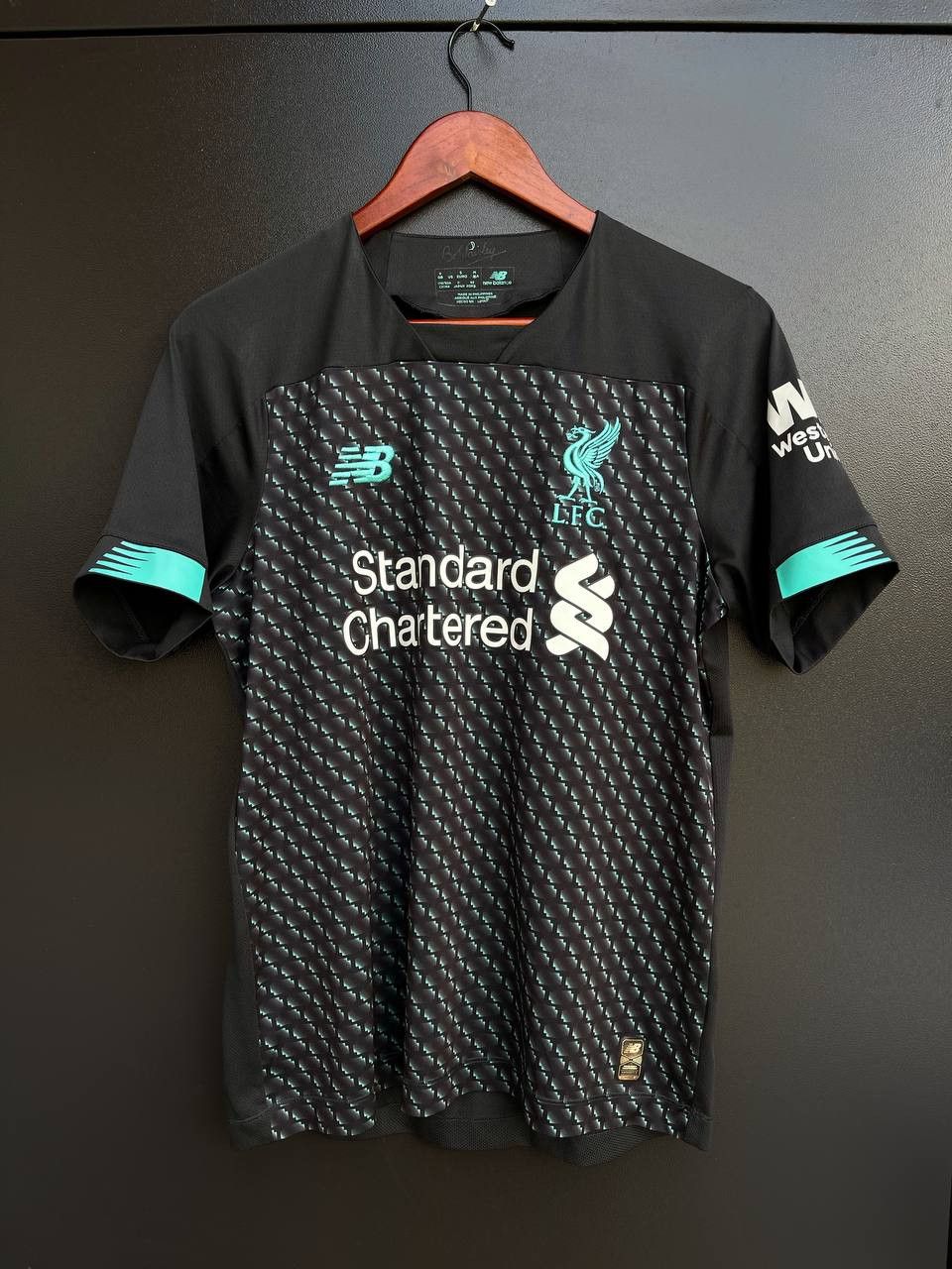 New Balance Liverpool 2019 2020 Third Football Shirt Jersey New Balance Size US S / EU 44-46 / 1 - 1 Thumbnail