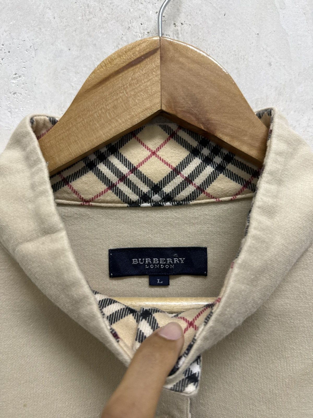 Burberry Burberry's Nova Check Long Sleeve Polo Small Men's Size US L / EU 52-54 / 3 - 5 Thumbnail
