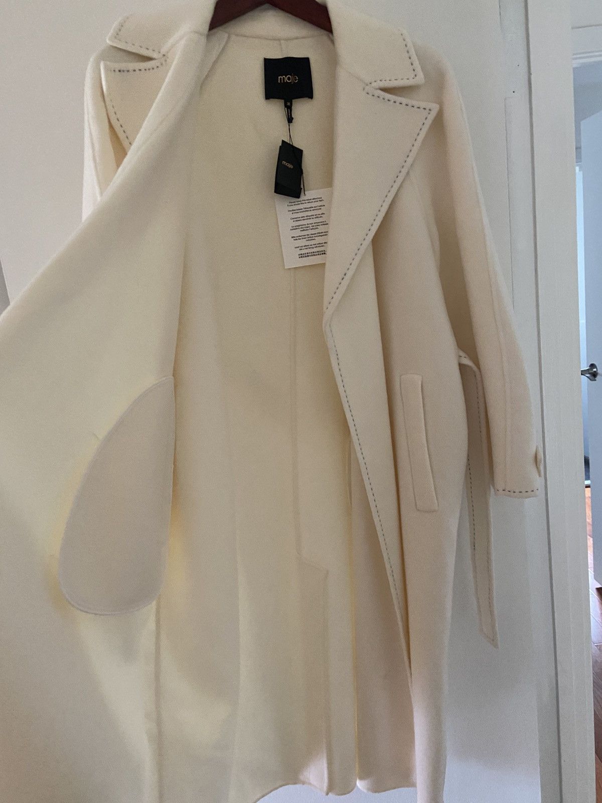 Maje Maje women’s off white coat. Size: 36. Size M / US 6-8 / IT 42-44 - 3 Thumbnail