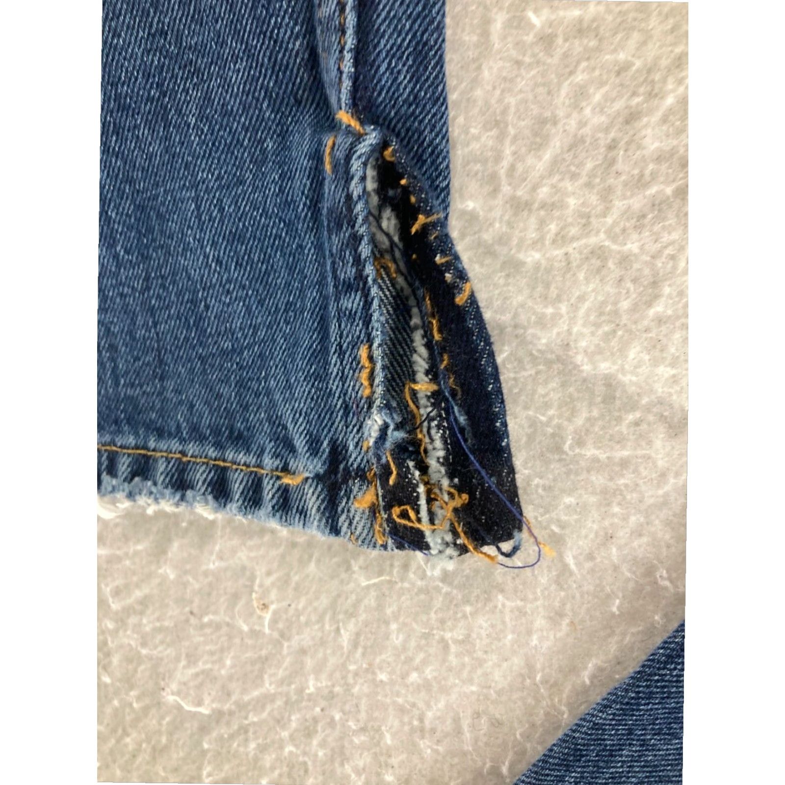 Vintage We The Free Blue Distressed Ripped Knee Women's Straight Leg Jeans Size 28 Size 28" / US 6 / IT 42 - 7 Thumbnail