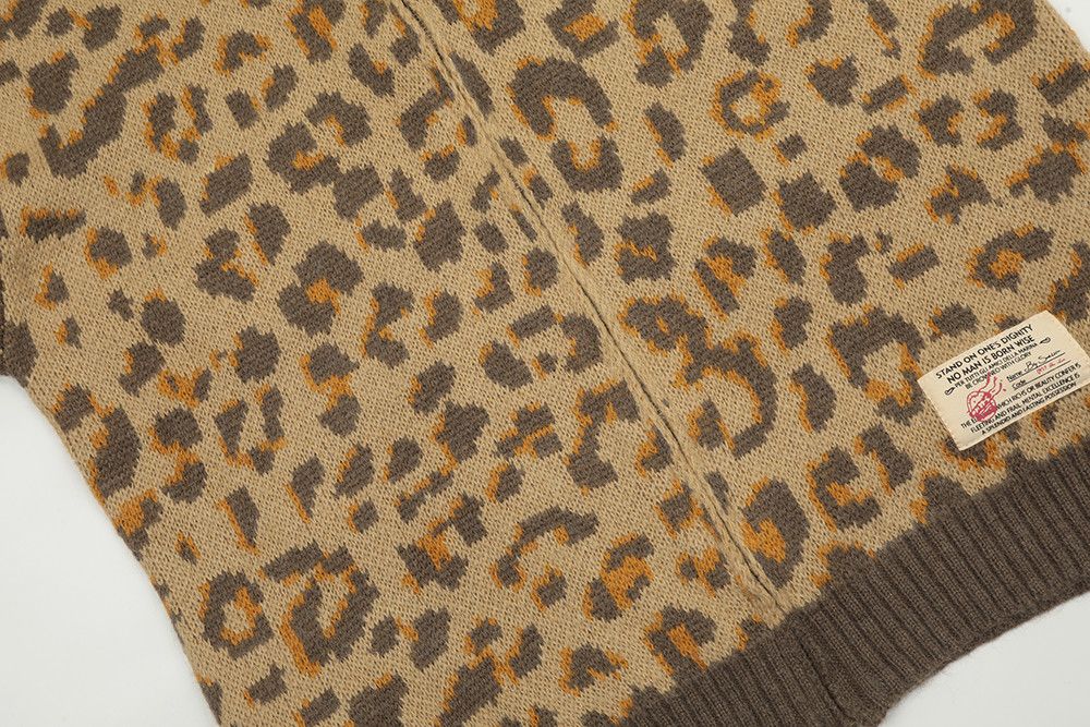 Japanese Brand Leapard knitted Zipper Sweater Size US L / EU 52-54 / 3 - 3 Thumbnail